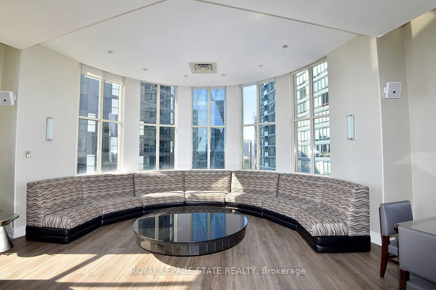 25 The Esplanade #1611