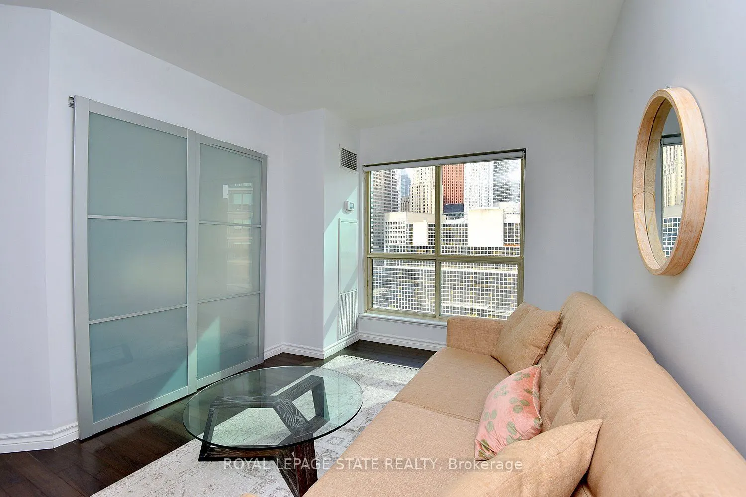 25 The Esplanade #1611