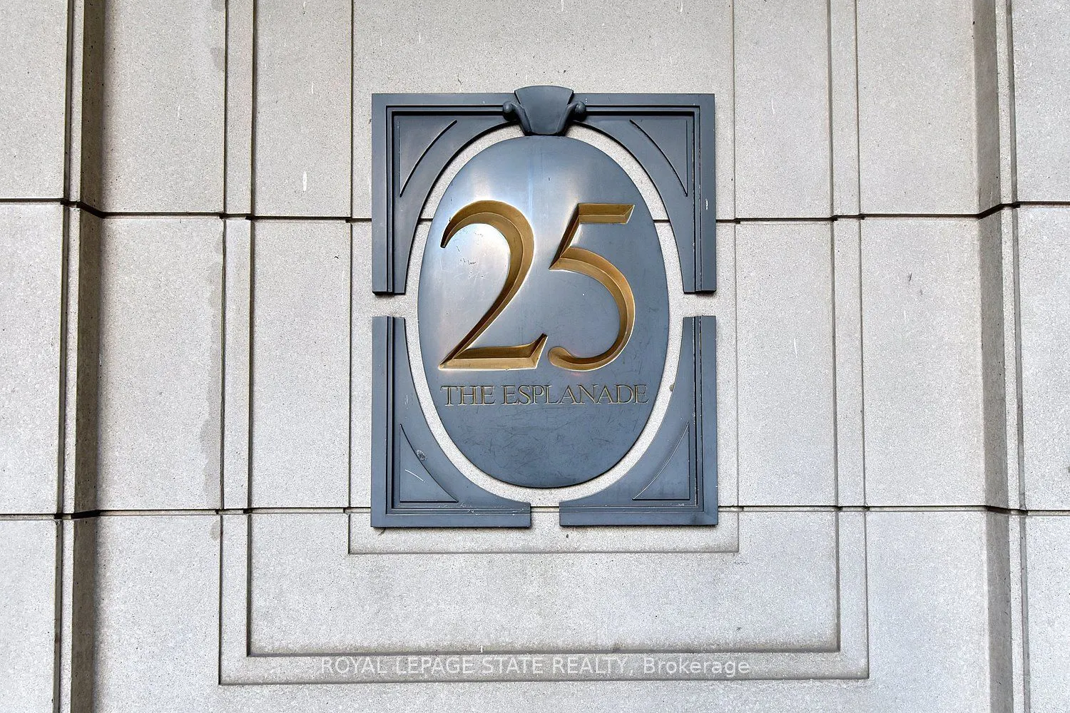 25 The Esplanade #1611