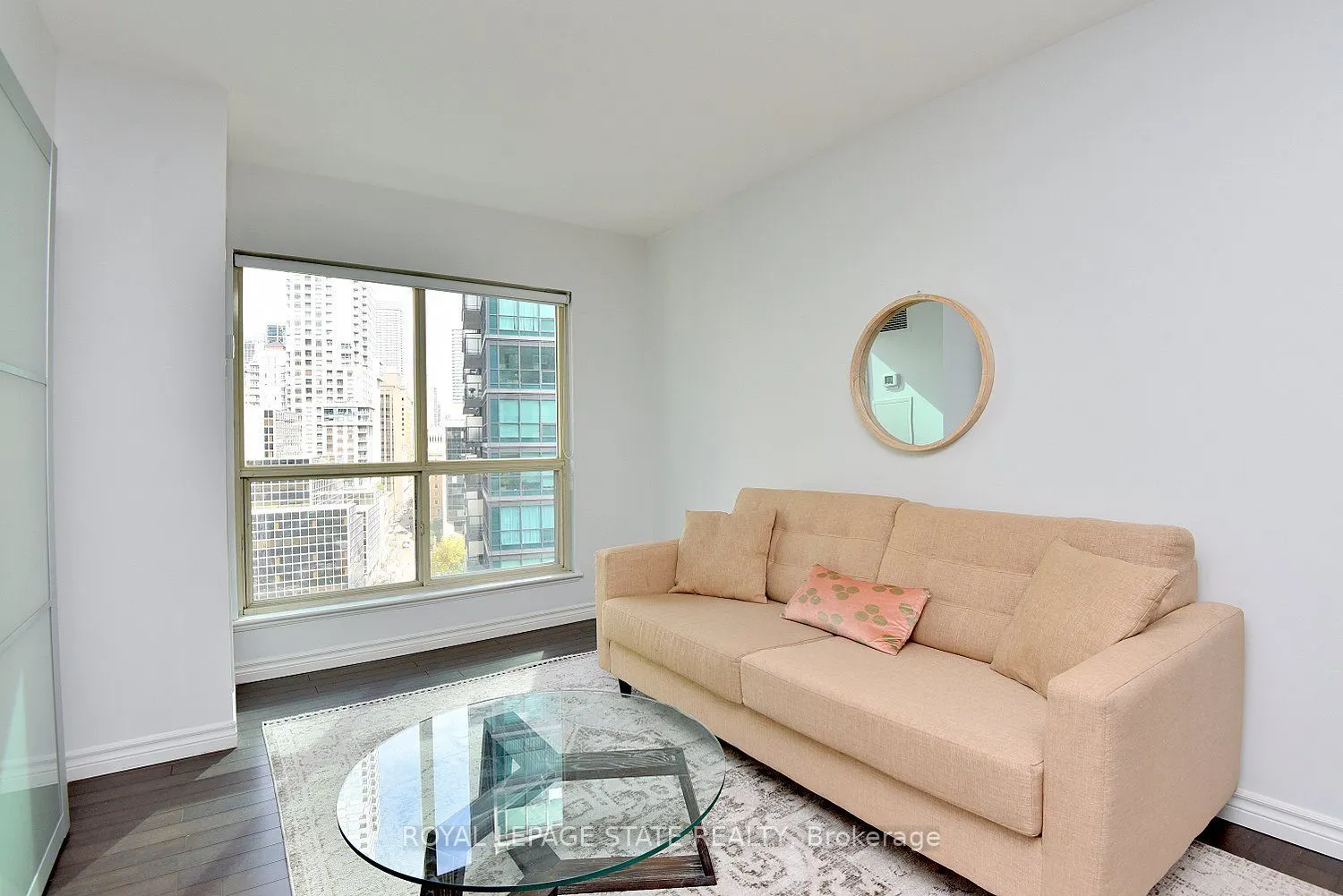 25 The Esplanade #1611