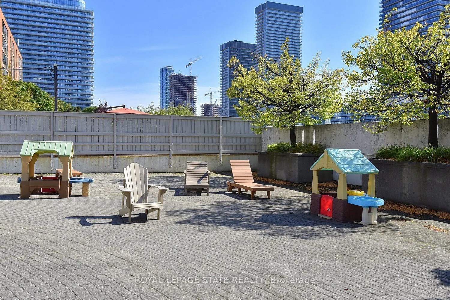 25 The Esplanade #1611