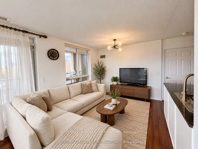 18 Kenaston Gardens #712