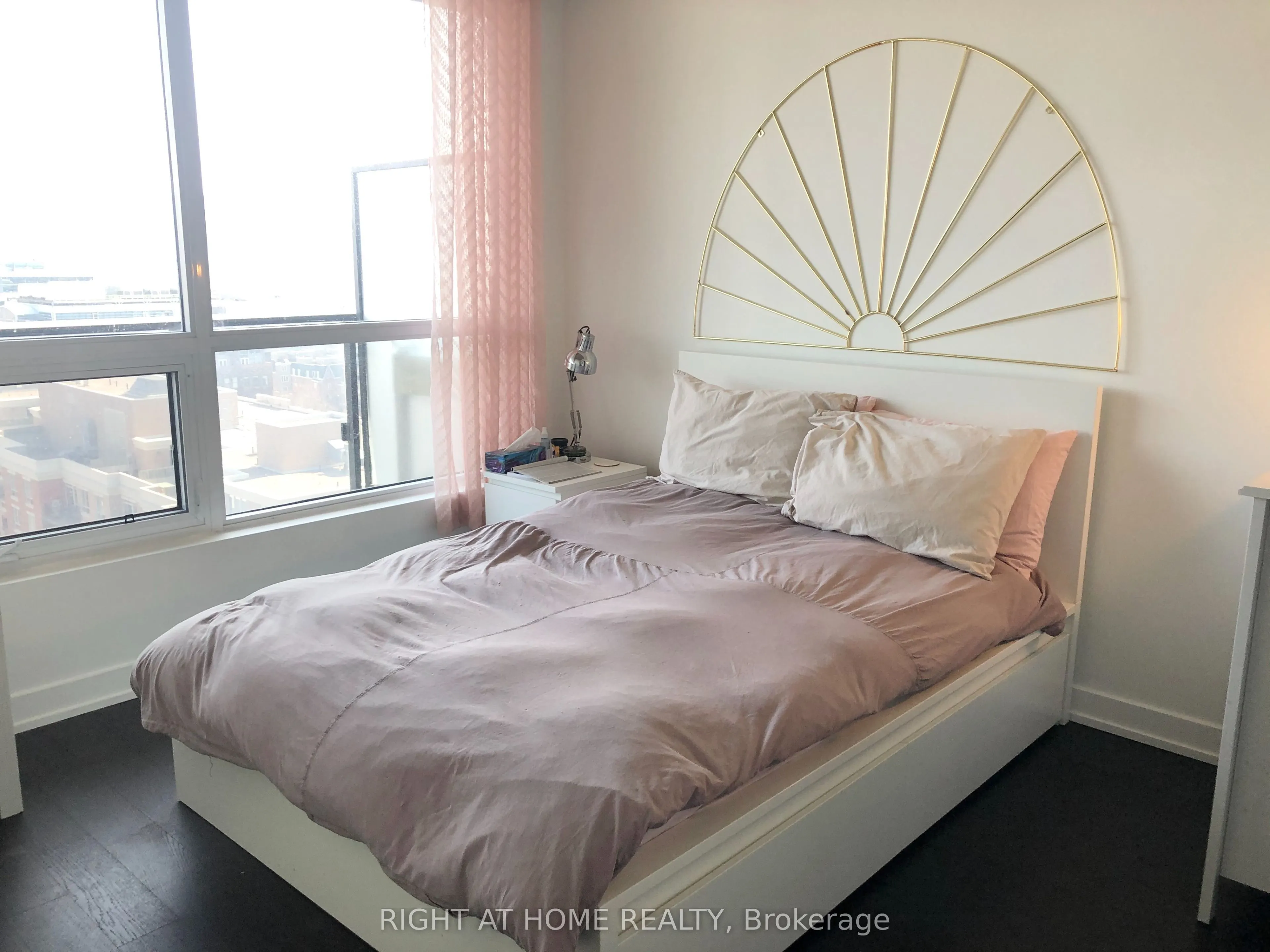 1030 King Street W #1204