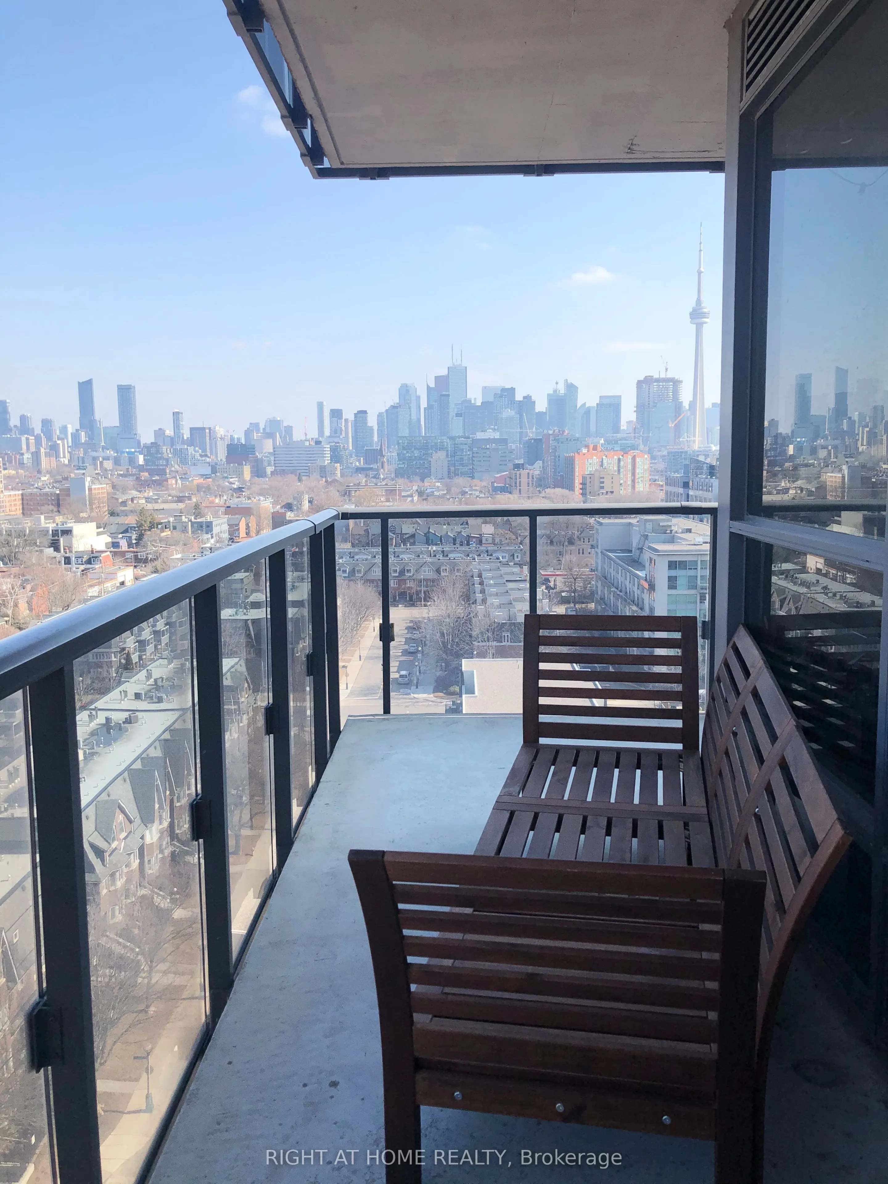 1030 King Street W #1204