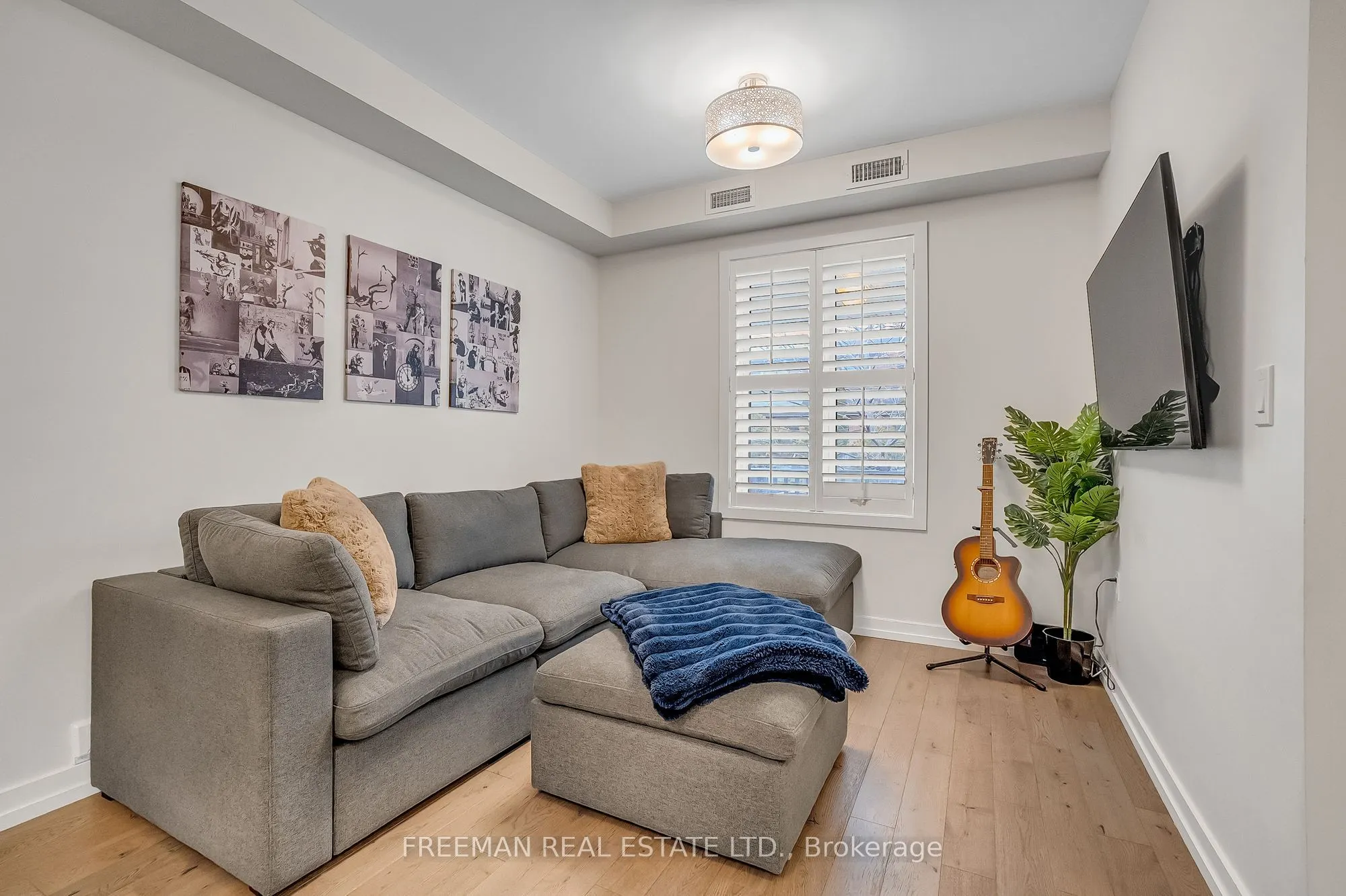 12 Arlington Avenue #Main