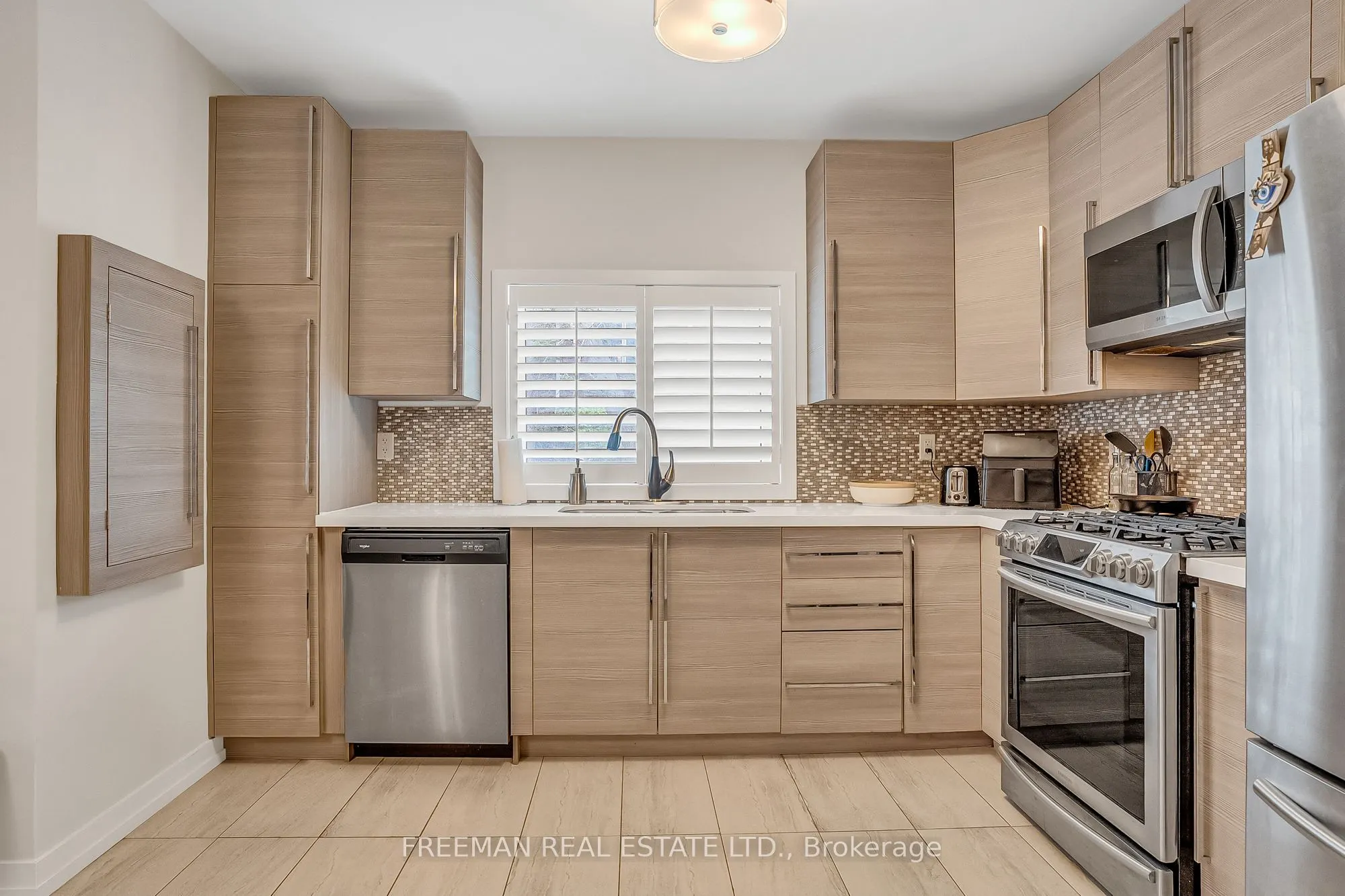 12 Arlington Avenue #Main