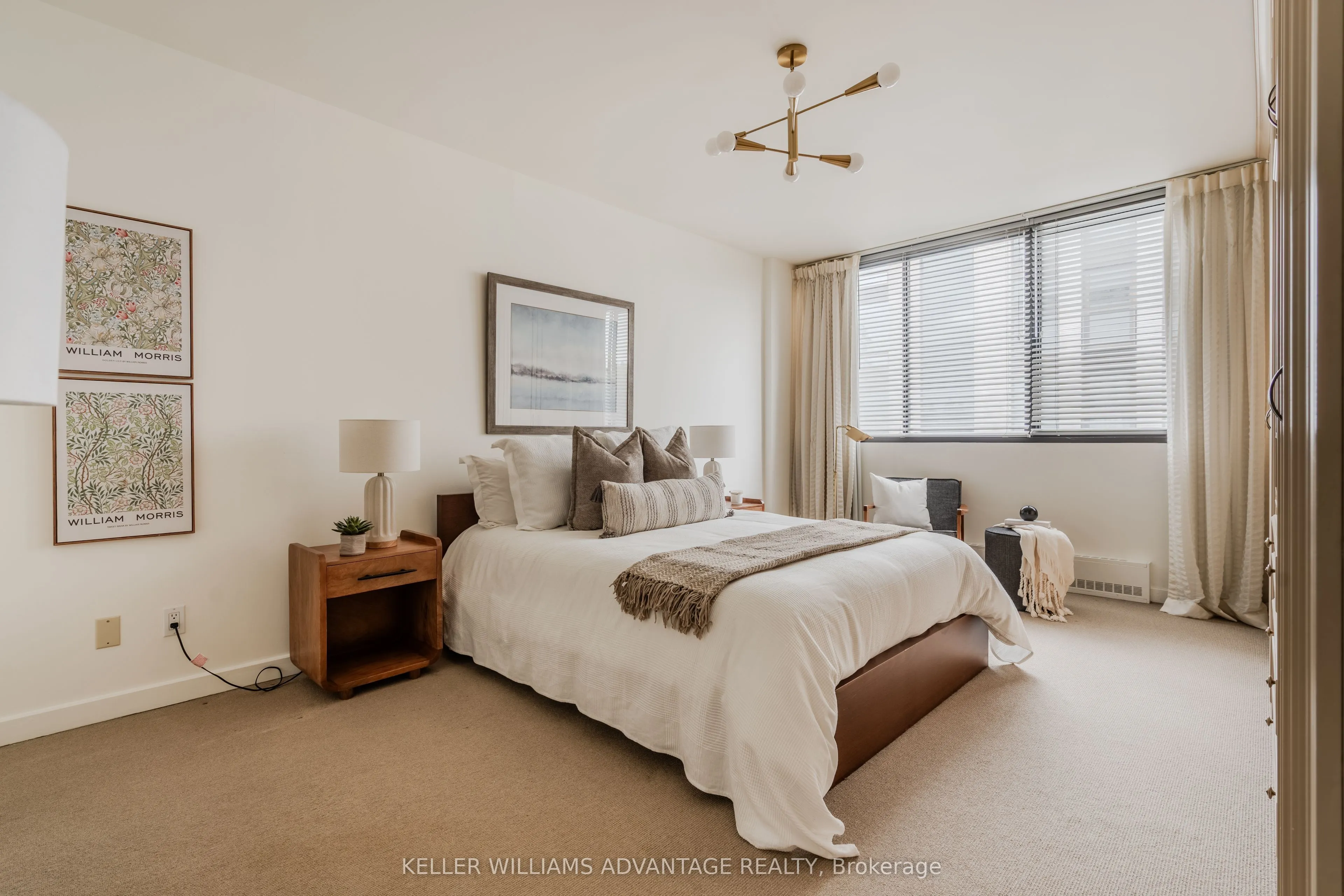 616 Avenue Road #401