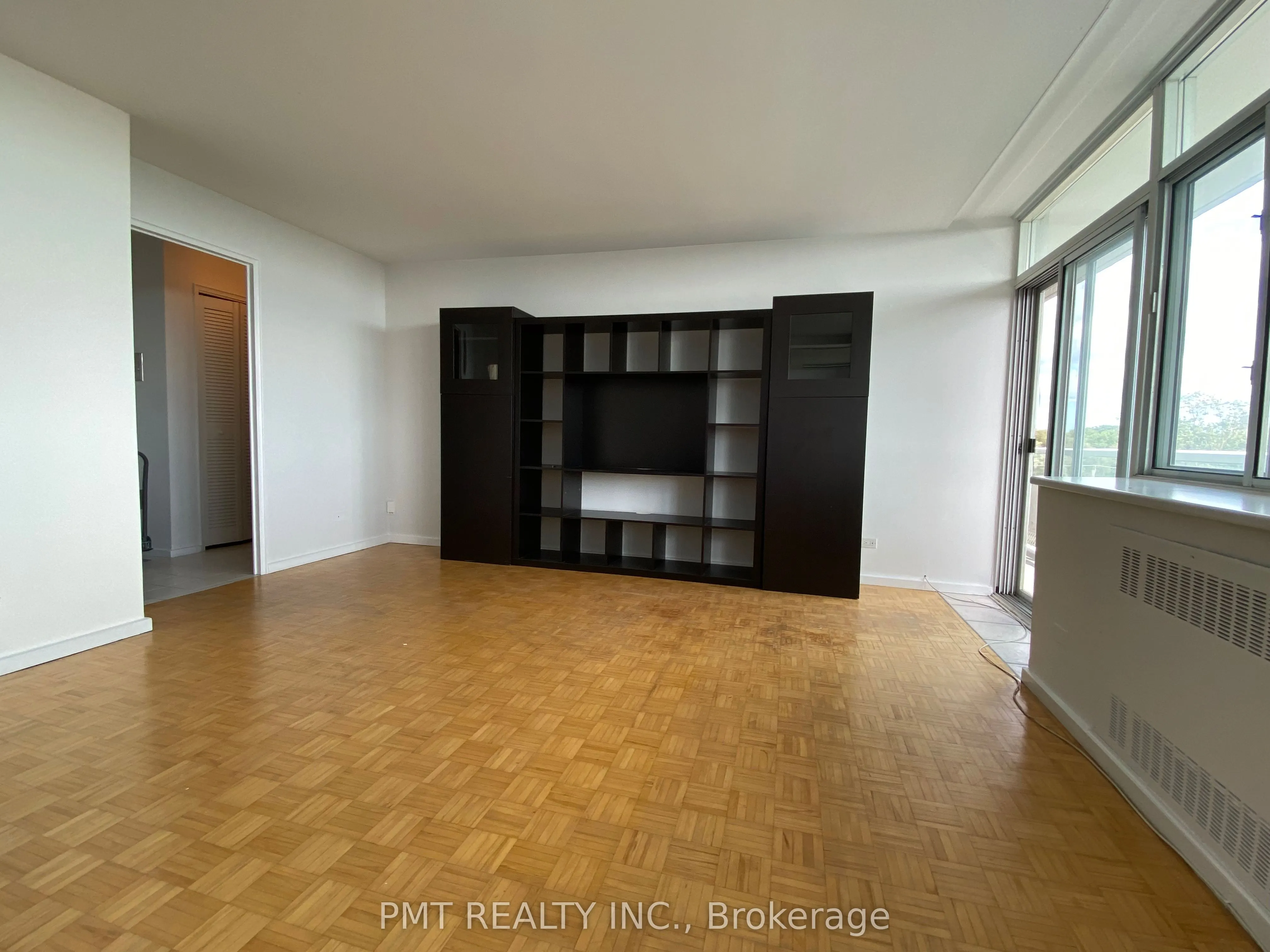 580 Christie Street #606