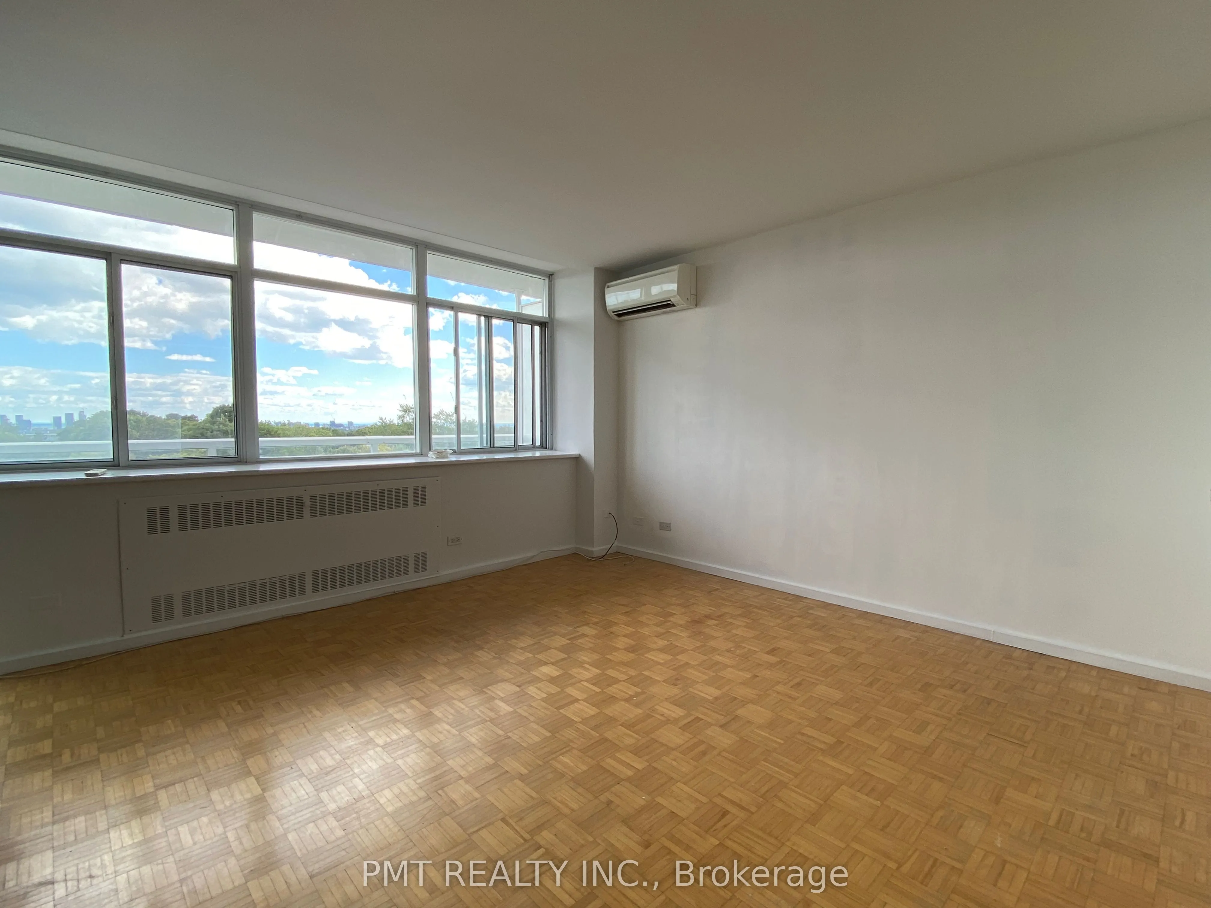 580 Christie Street #606
