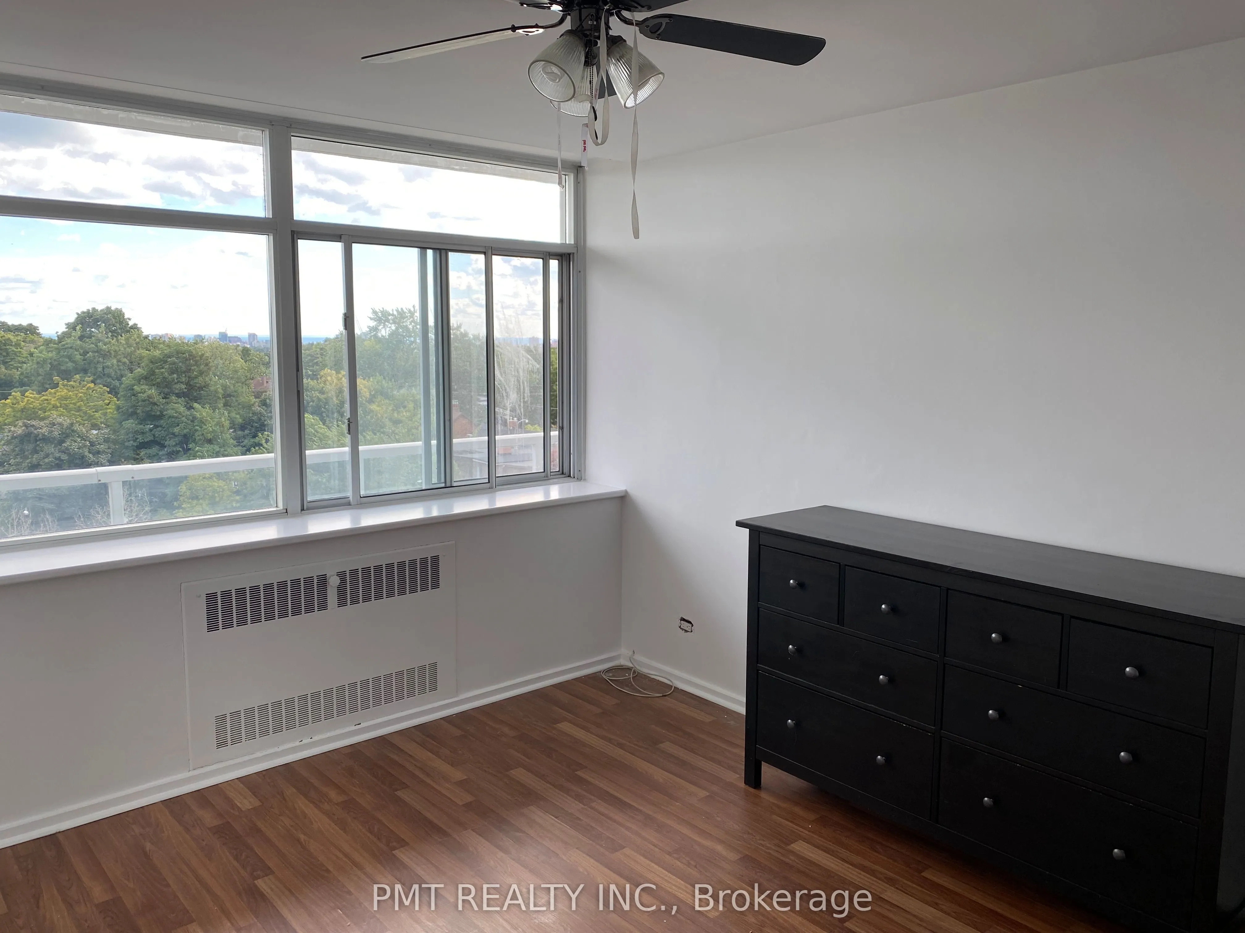 580 Christie Street #606
