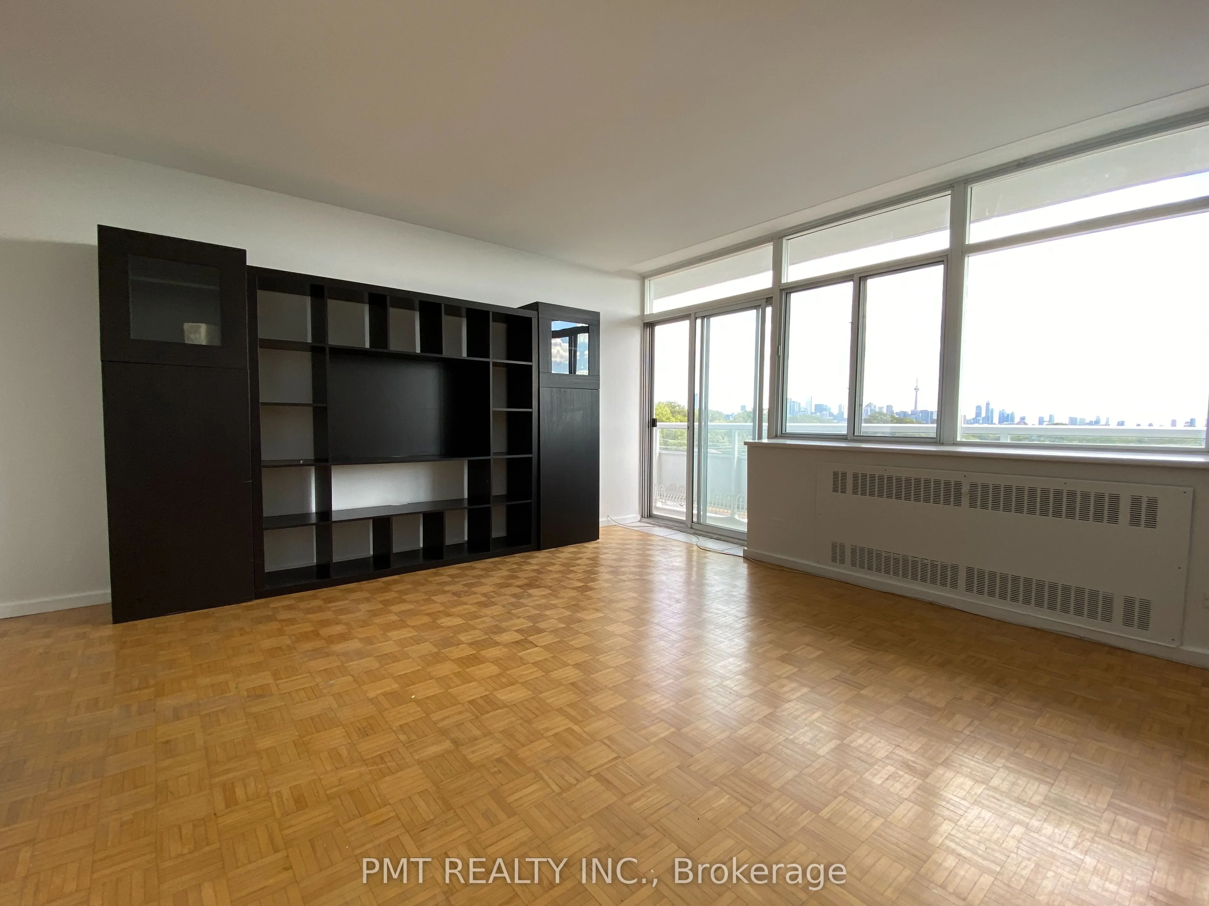 580 Christie Street #606