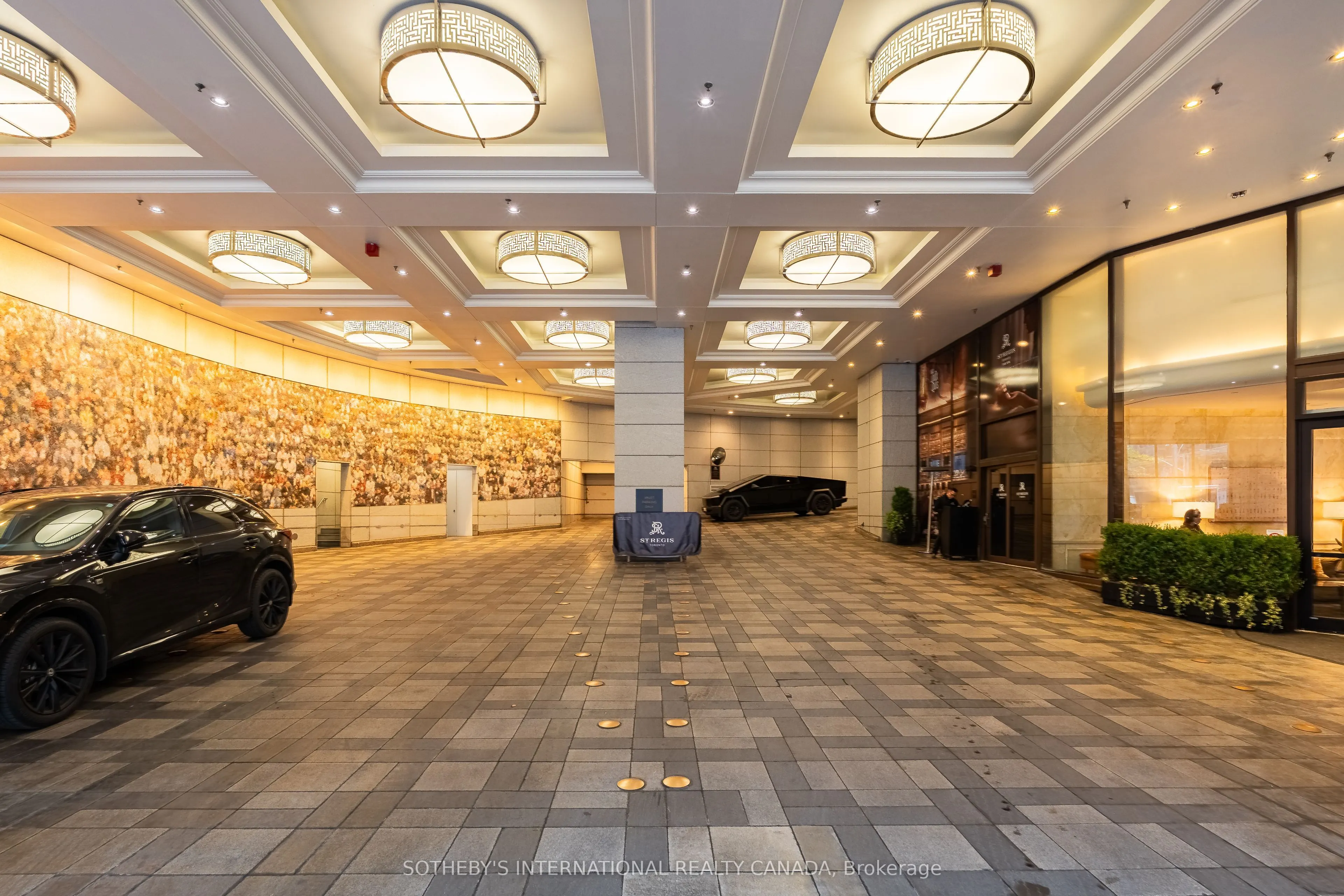 325 Bay Street #1905
