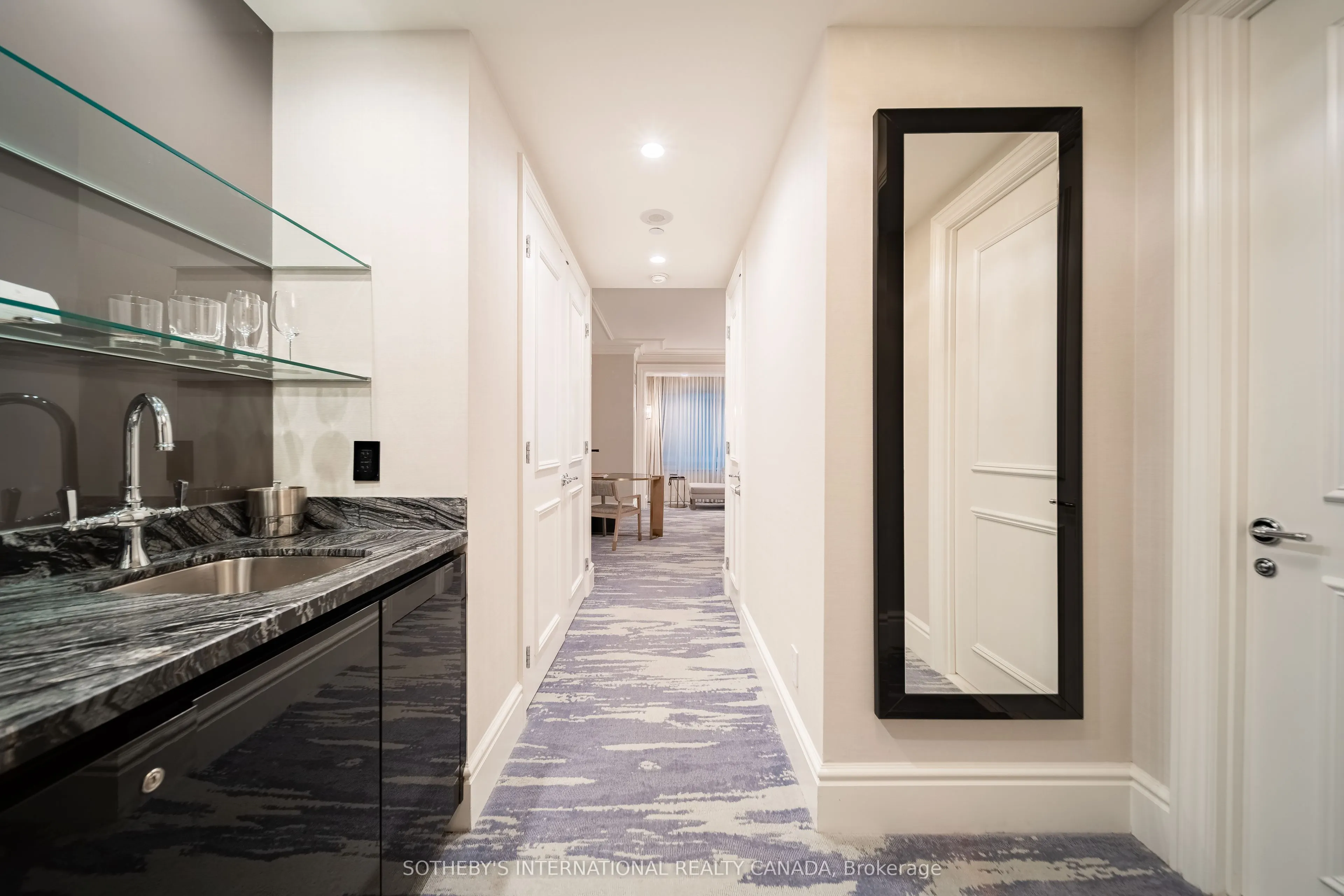 325 Bay Street #1905