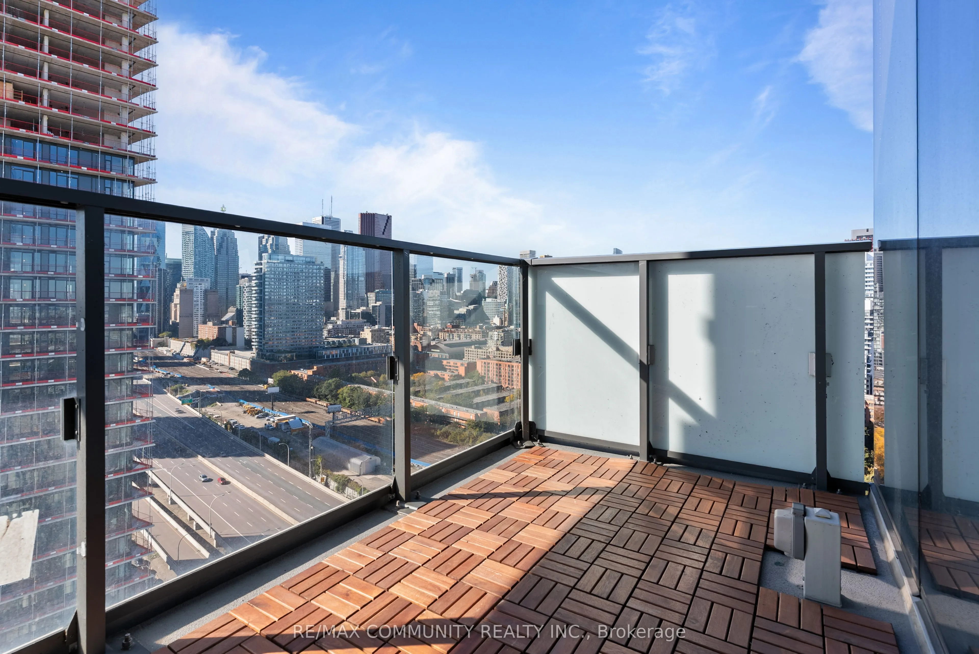 16 Bonnycastle Street #2102