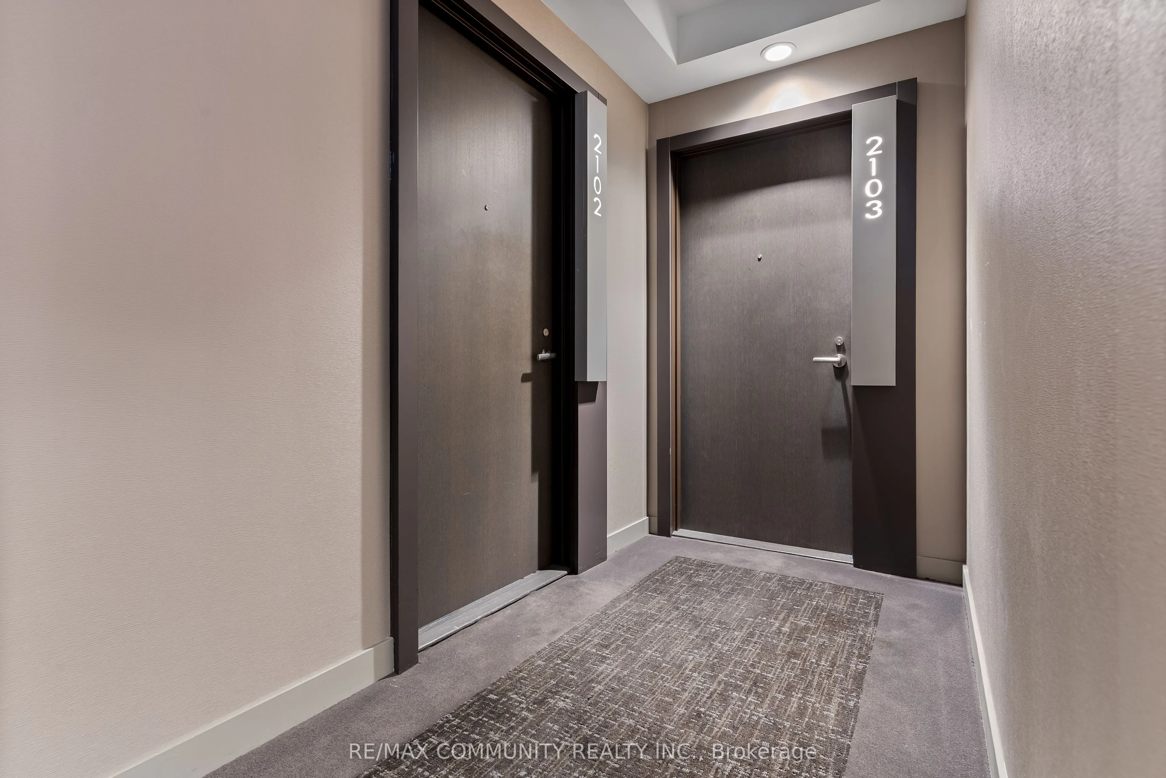 16 Bonnycastle Street #2102