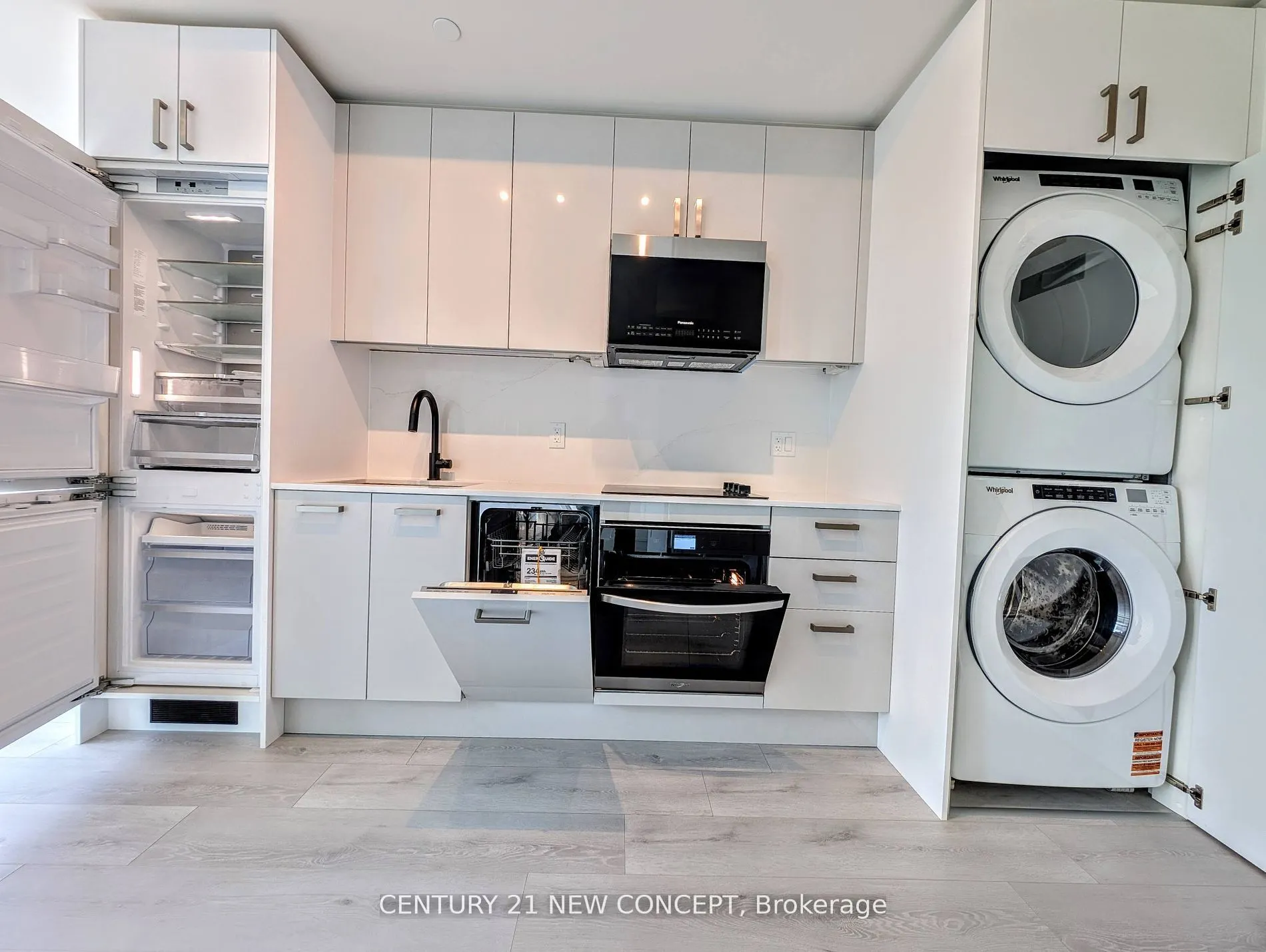280 Dundas Street #2807