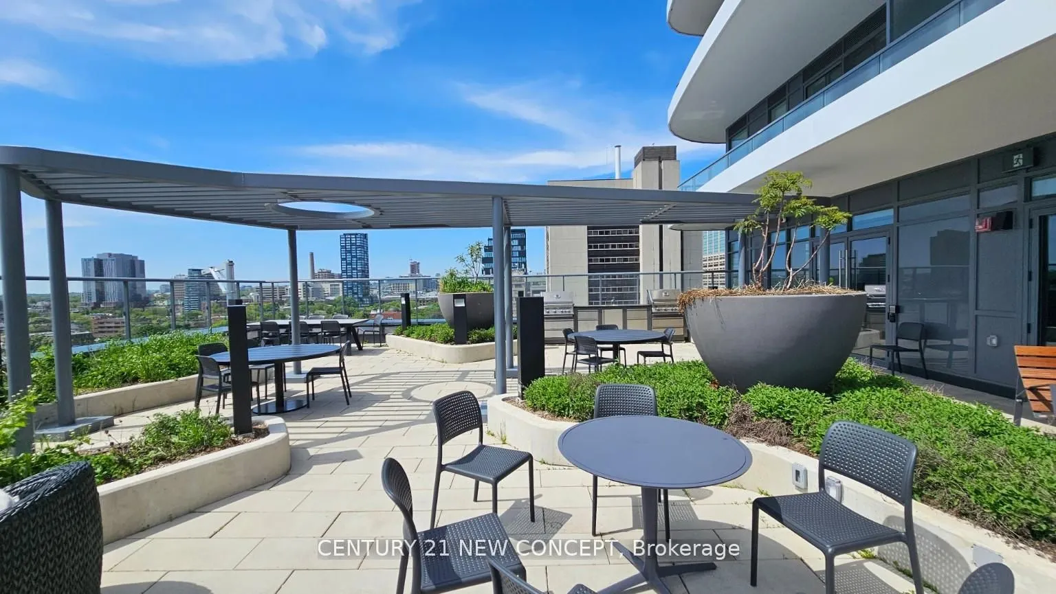 280 Dundas Street #2807