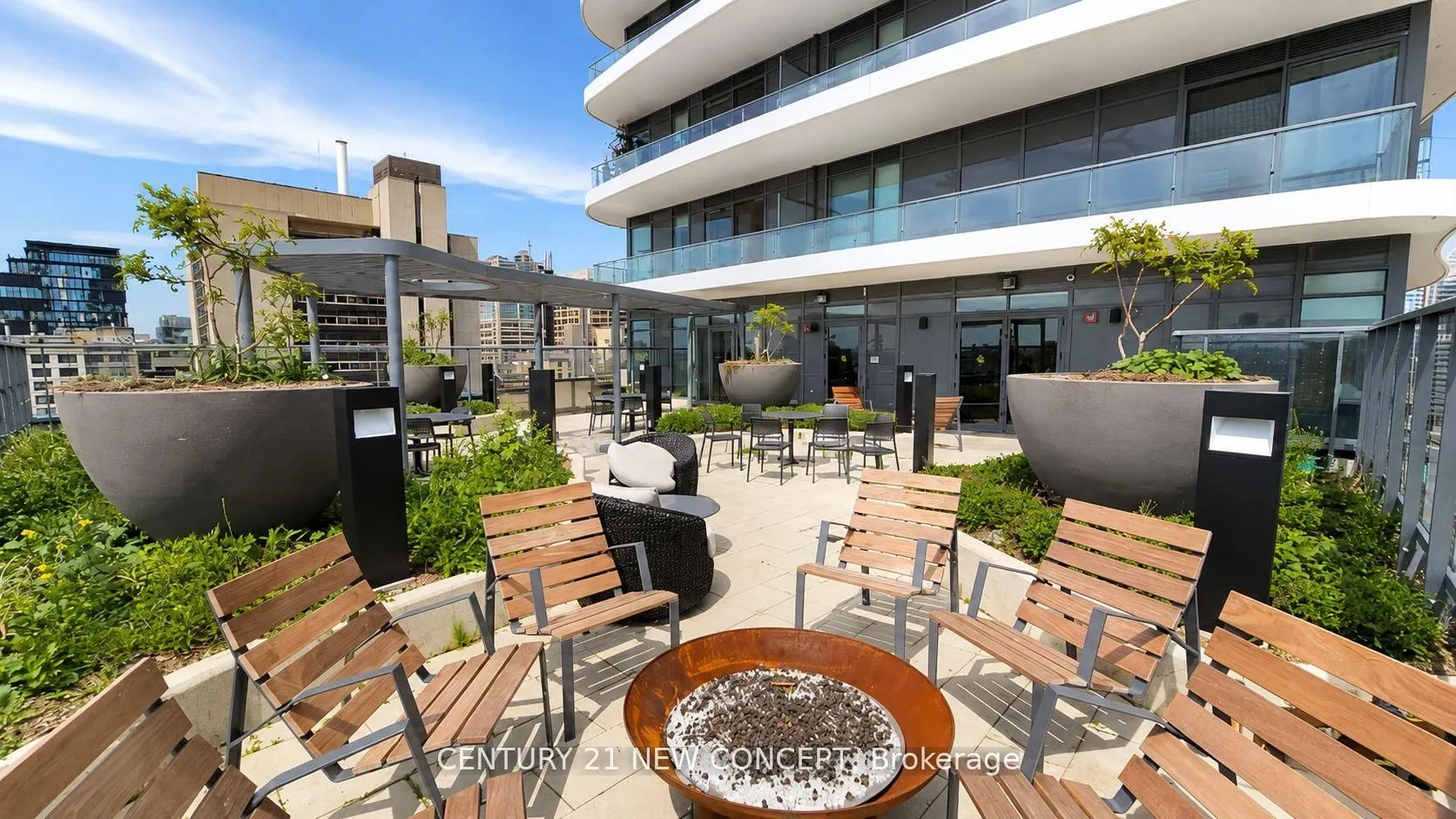 280 Dundas Street #2807