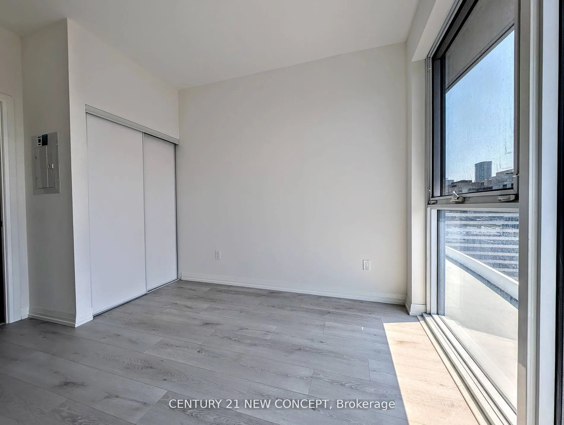 280 Dundas Street #2807
