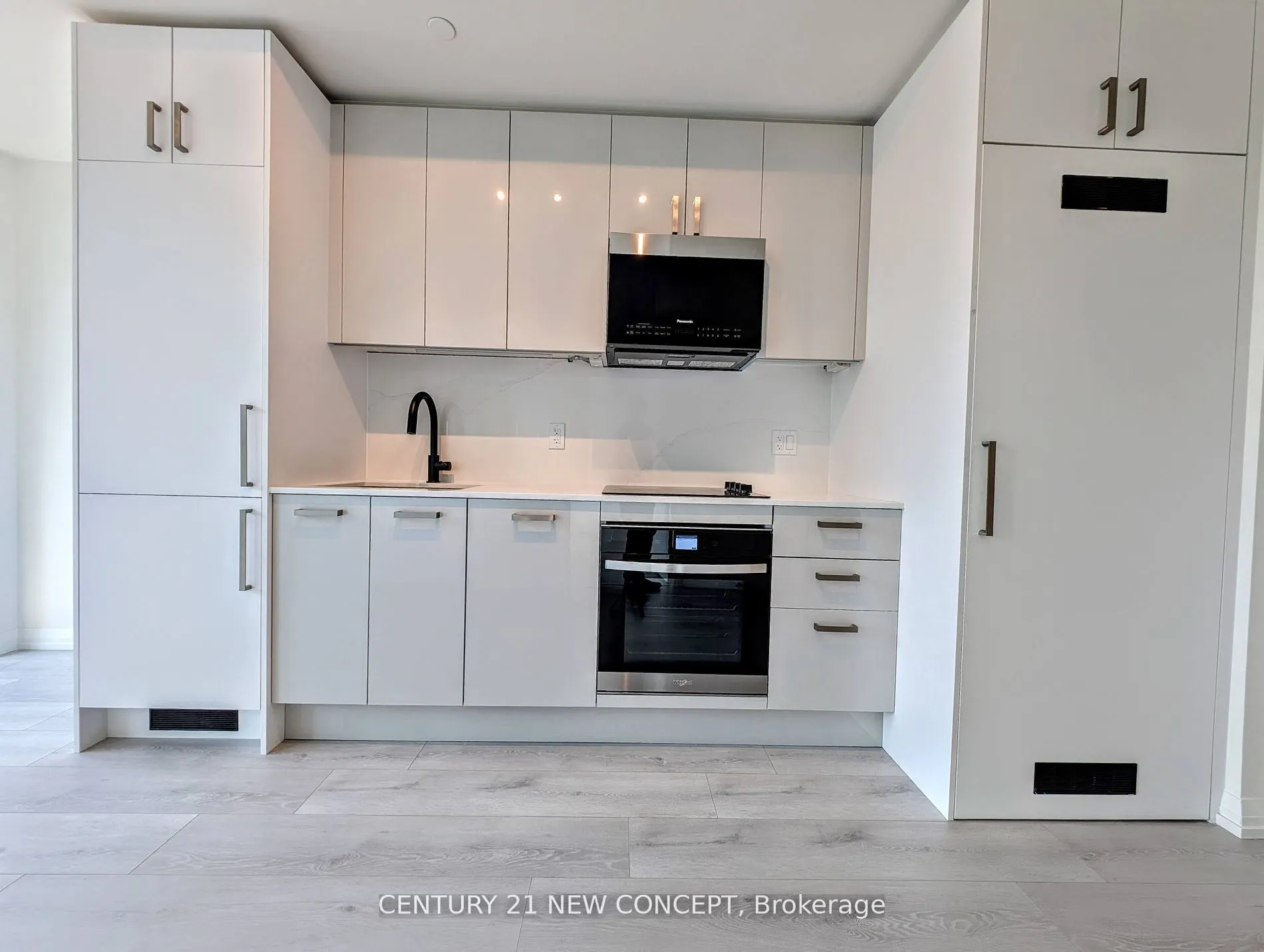 280 Dundas Street #2807