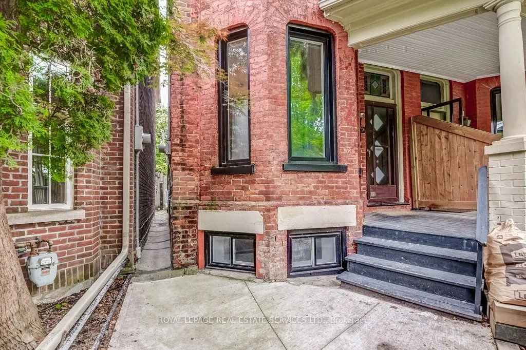 10 Fennings Street #1