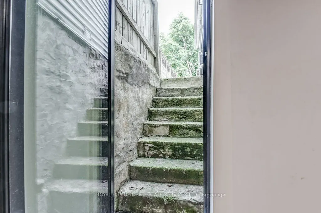 10 Fennings Street #1