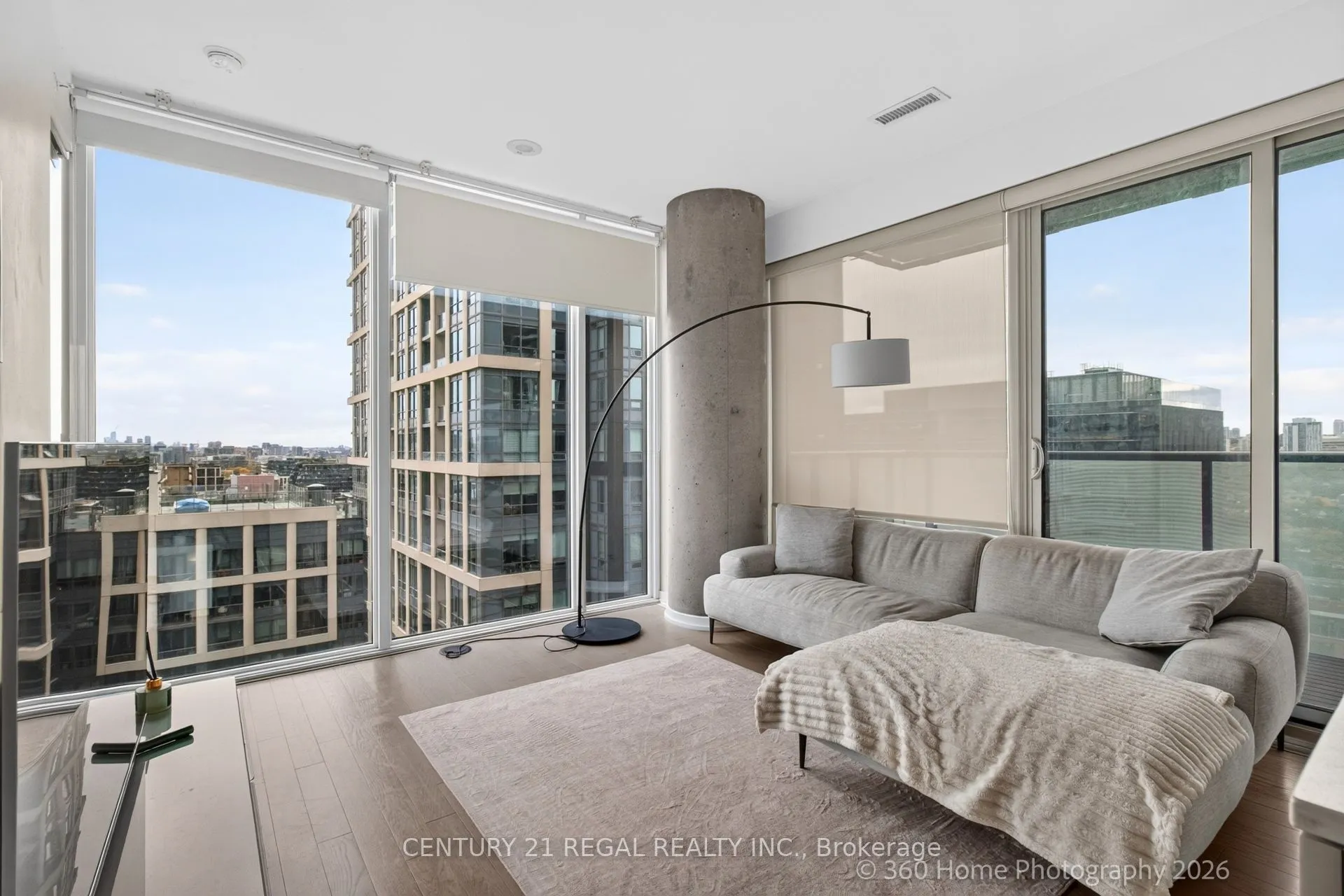 101 Peter Street #2011