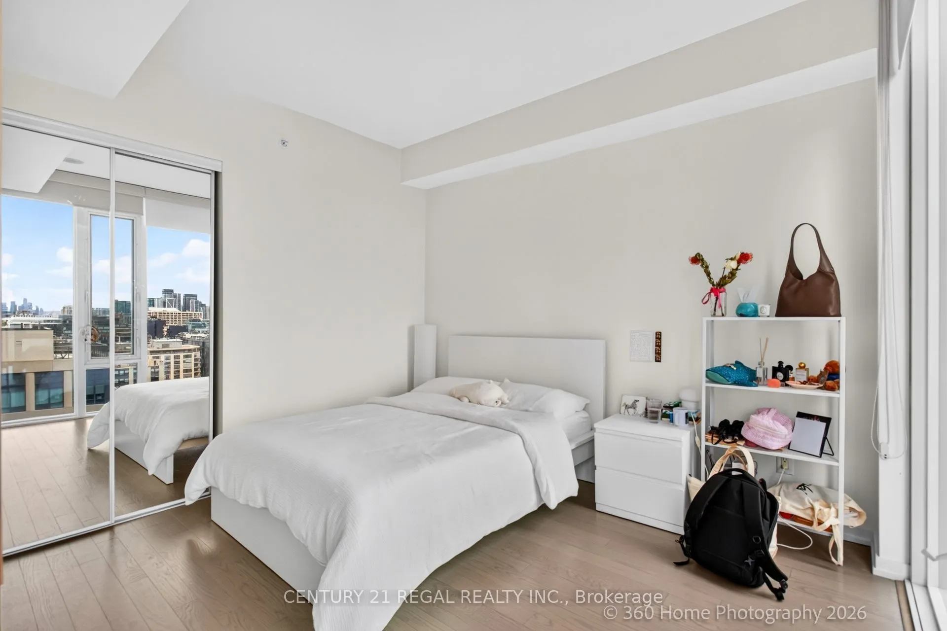 101 Peter Street #2011