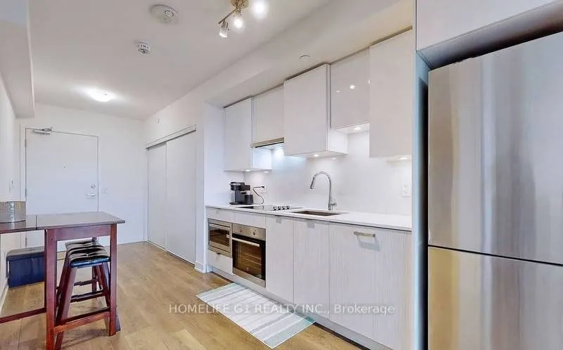 99 Broadway Avenue #3112