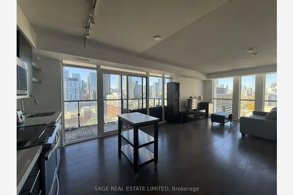400 Adelaide Street E #2212