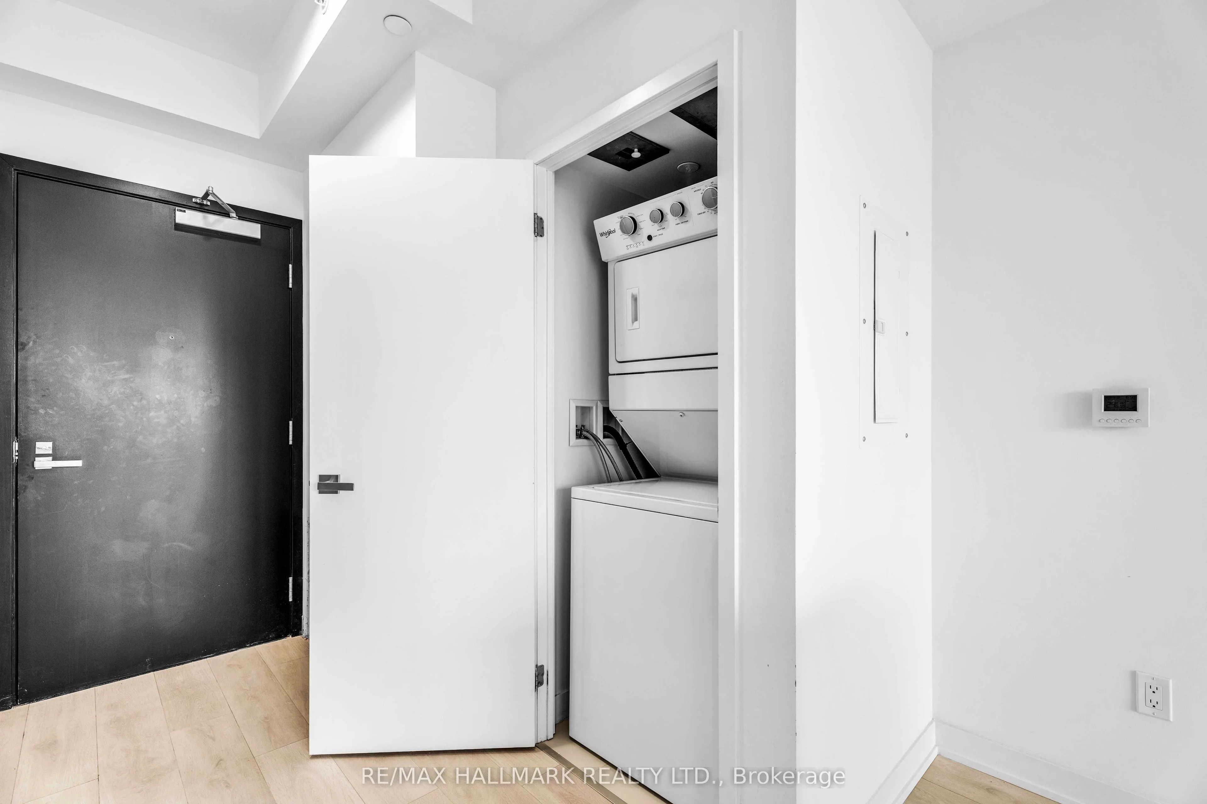31 Tippett Road #905