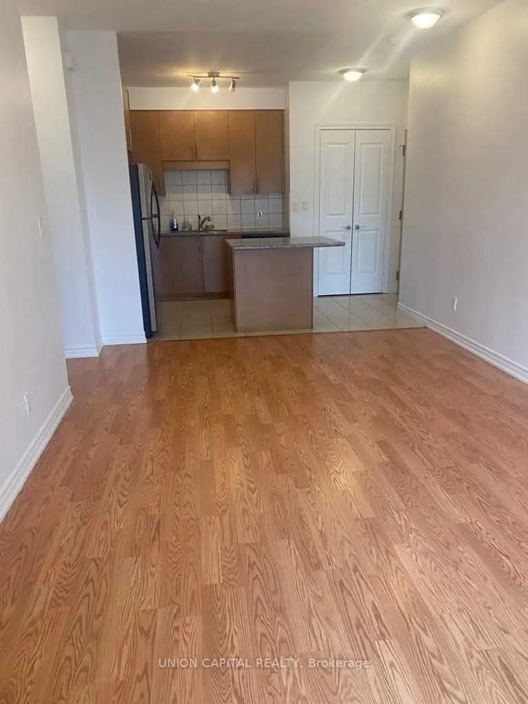 135 Wynford Drive #909