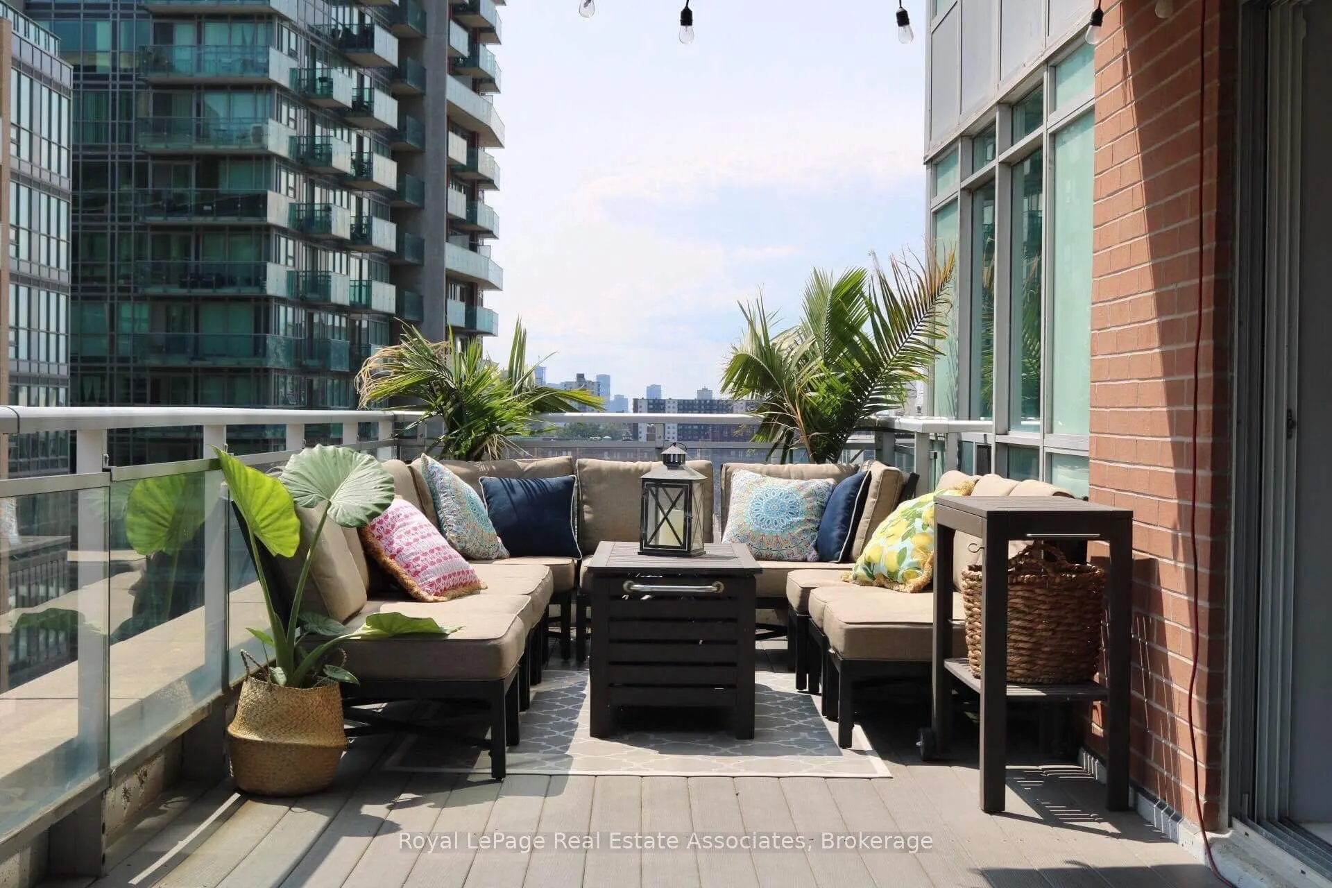 50 Lynn Williams Street #1004