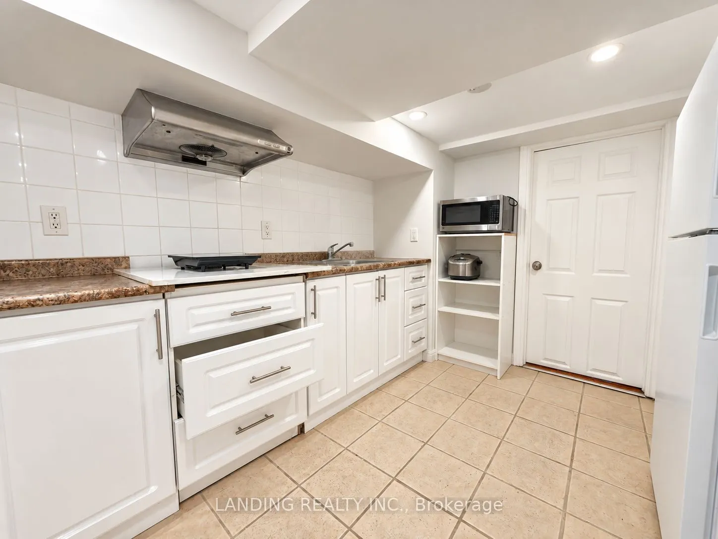 78 Glendora Avenue