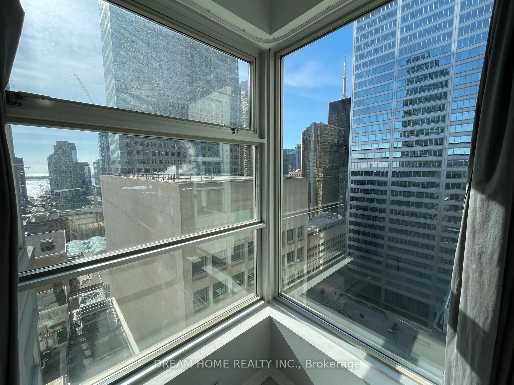 1 King Street W #1705