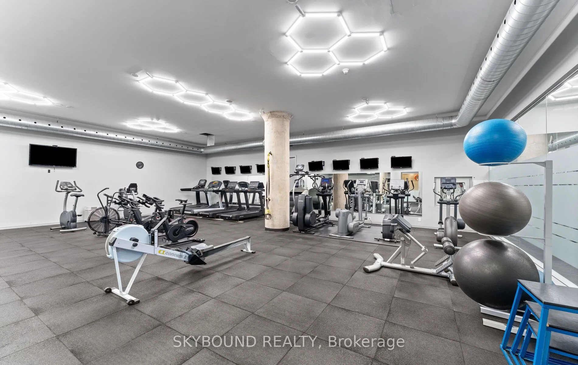 637 Lake Shore Boulevard W #524