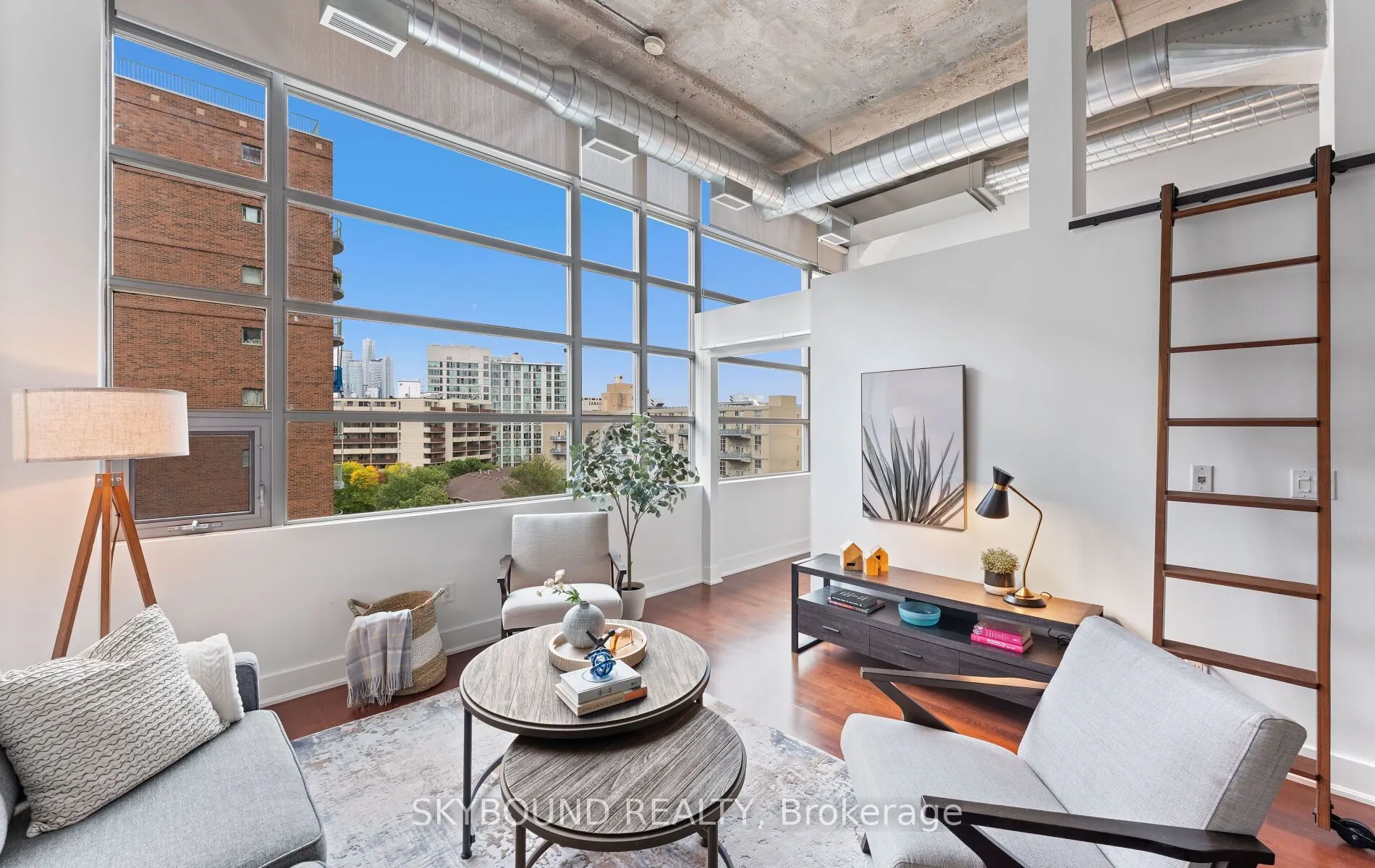 637 Lake Shore Boulevard W #524