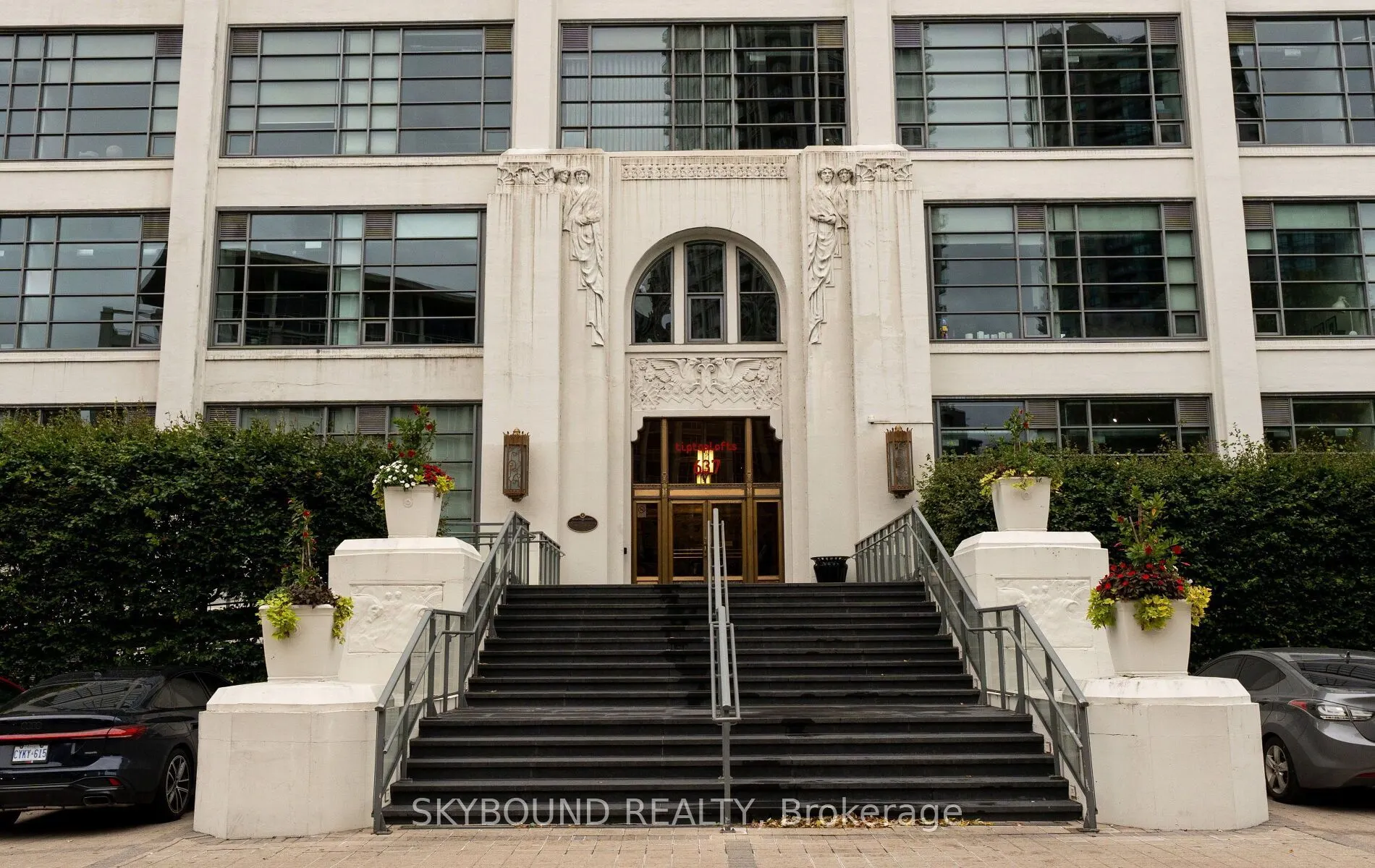 637 Lake Shore Boulevard W #524