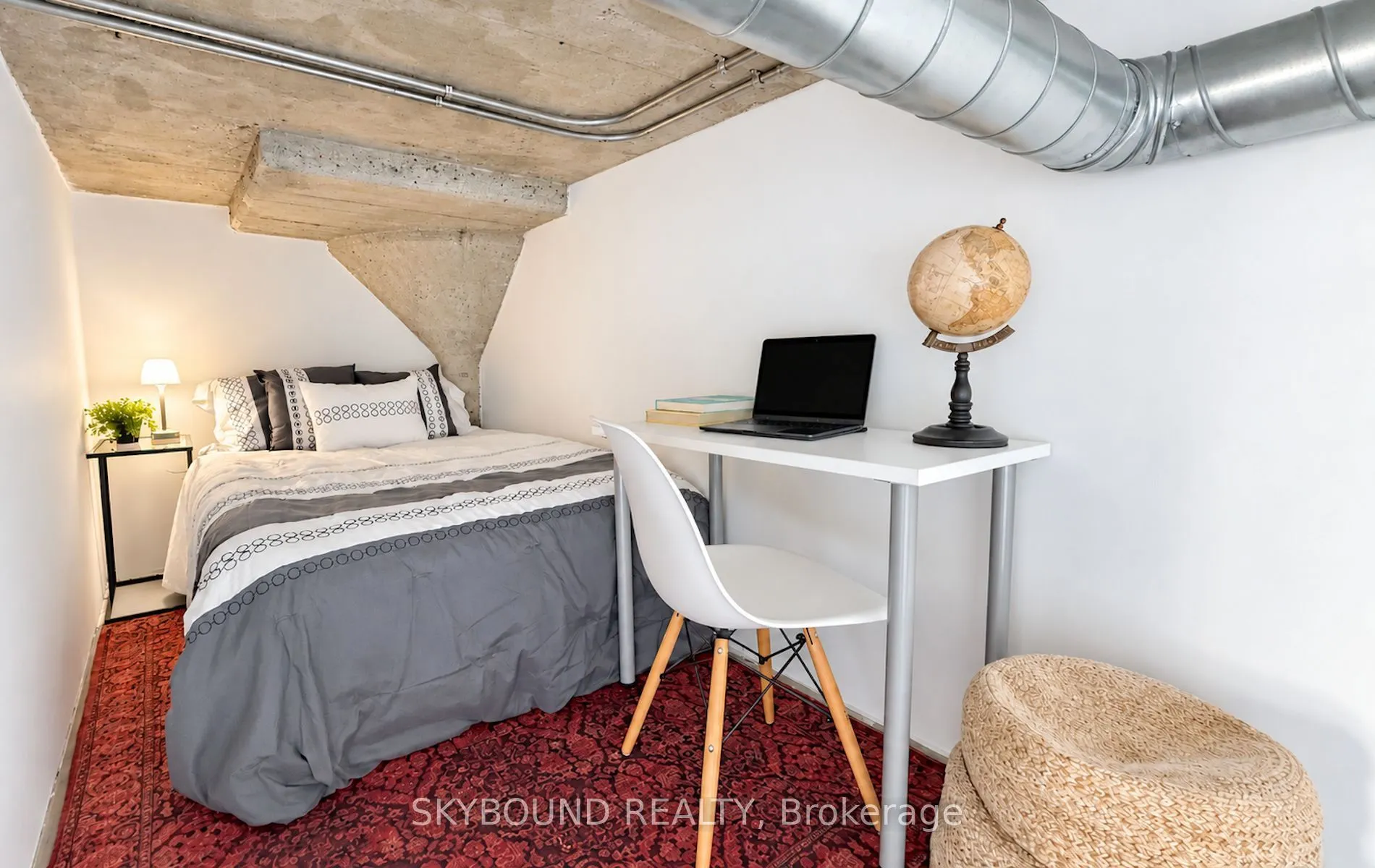 637 Lake Shore Boulevard W #524