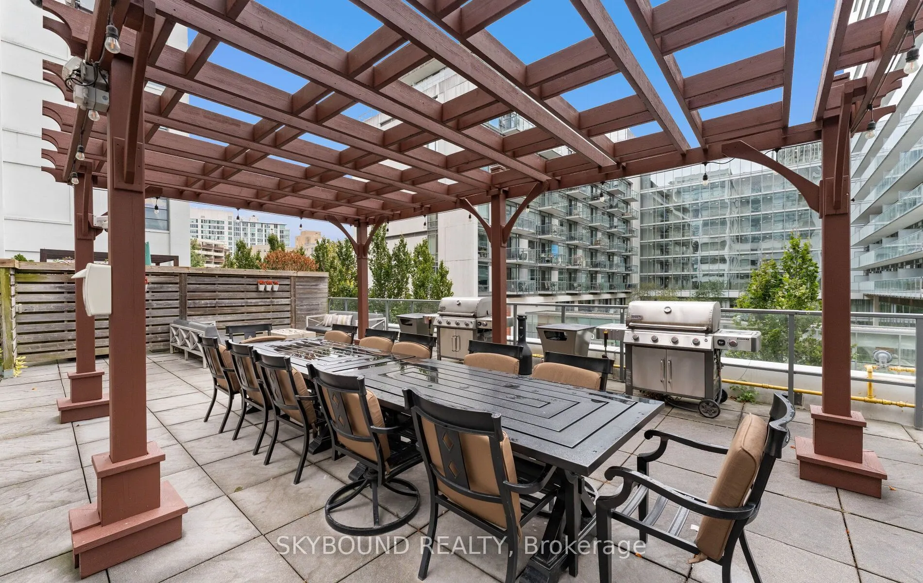 637 Lake Shore Boulevard W #524
