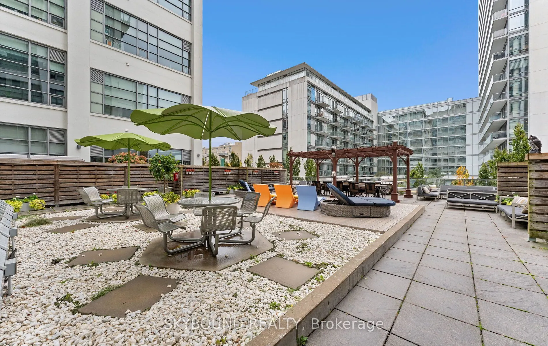 637 Lake Shore Boulevard W #524