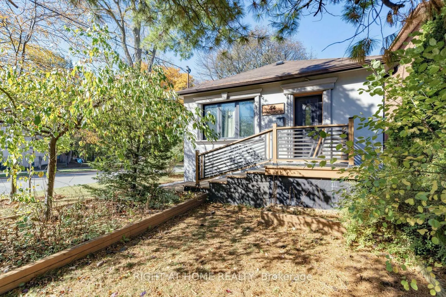 44 Connaught Avenue