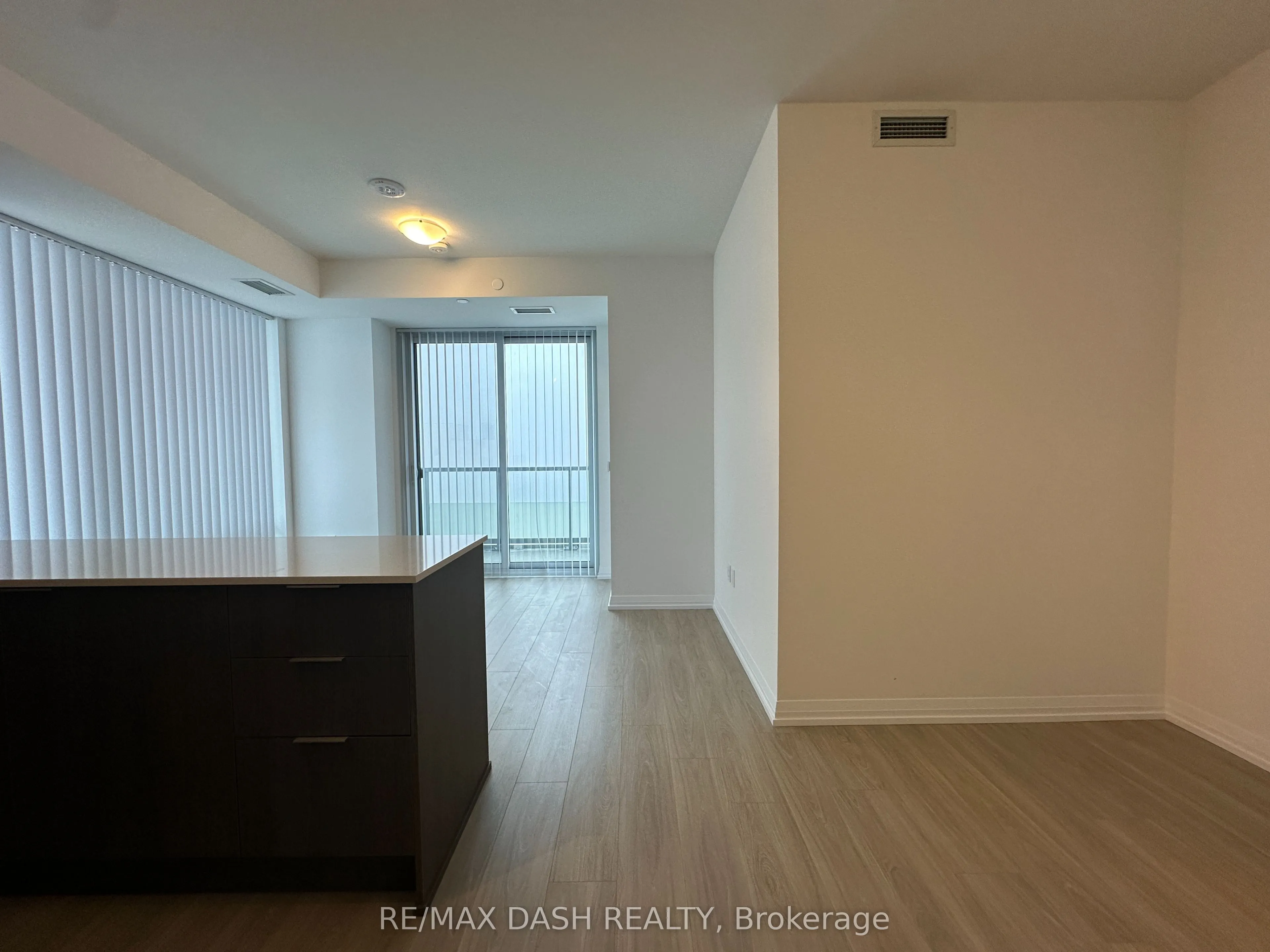 25 Holly Street #2009