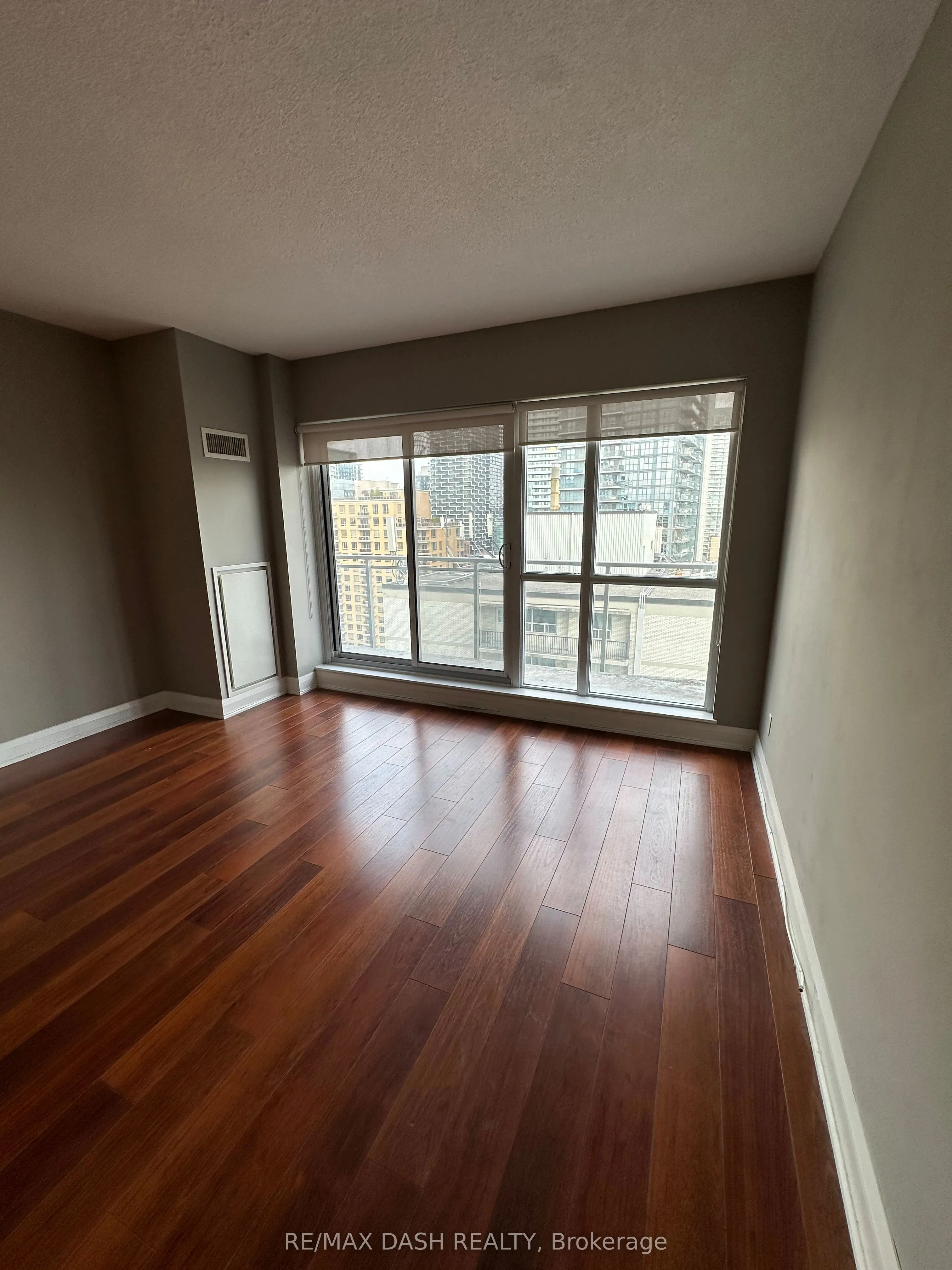 83 Redpath Avenue #1401