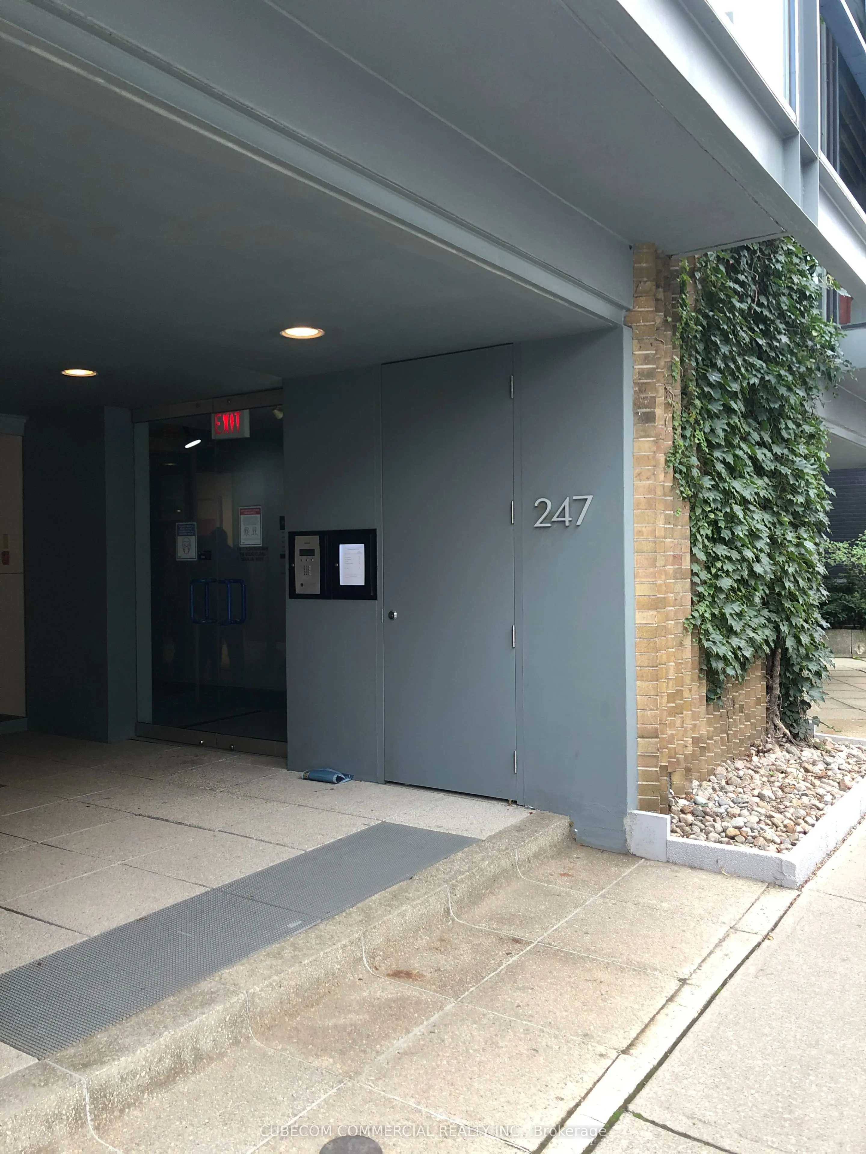 247 Davenport Road #200