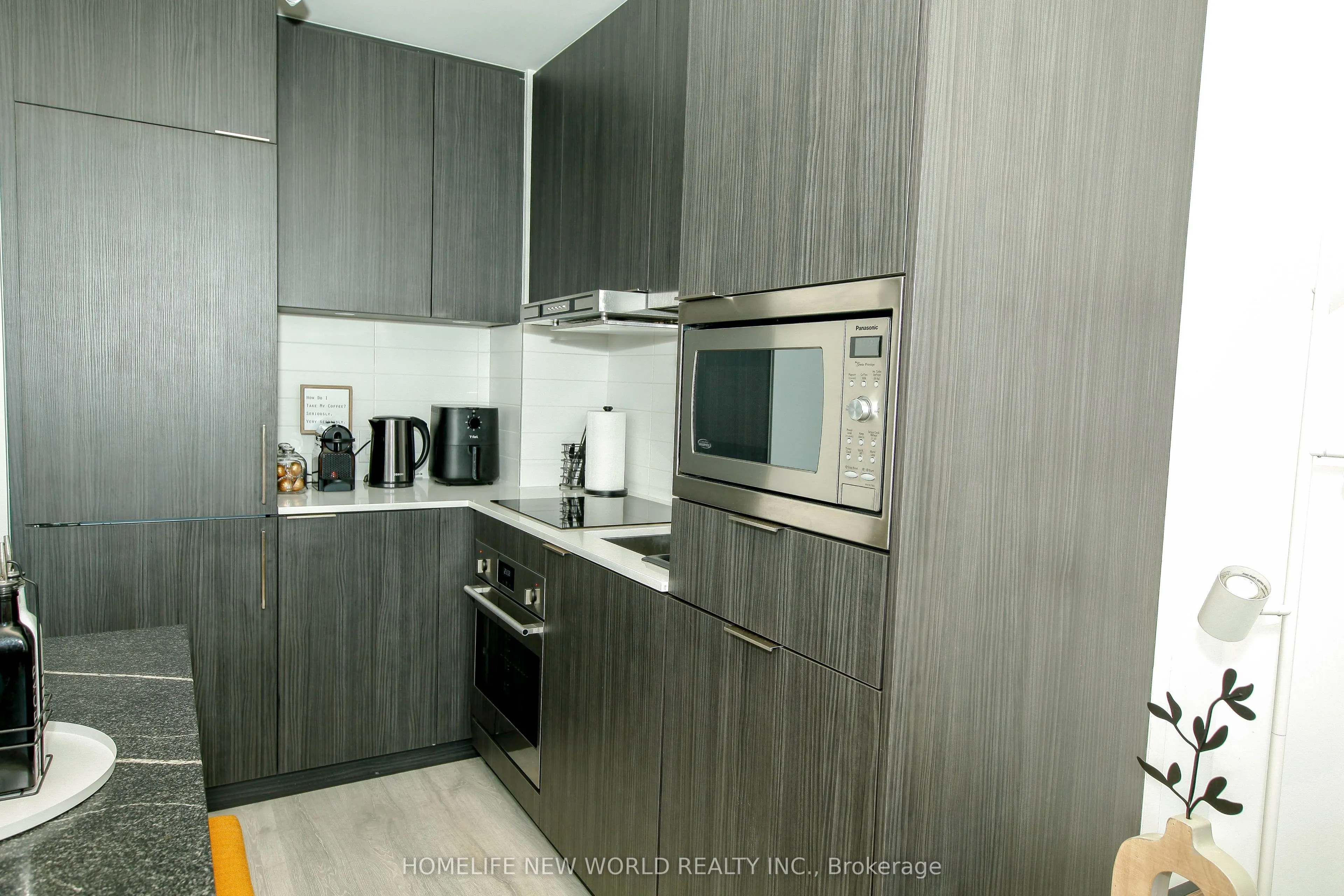 7 Golden Lion Heights #3002