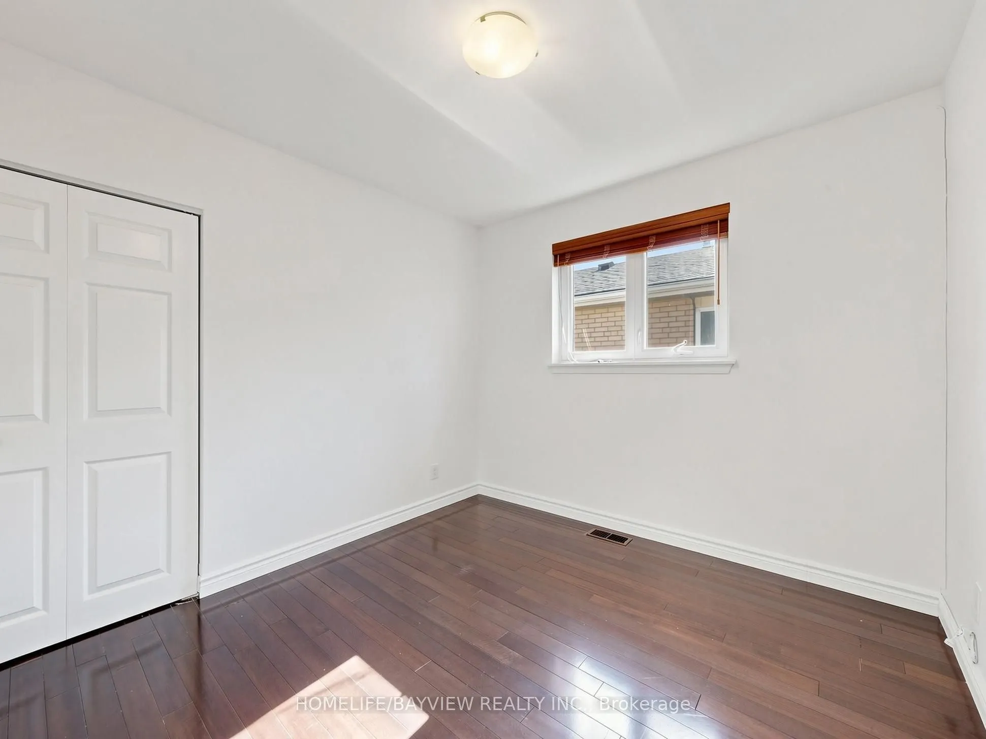 14 Crispin Crescent