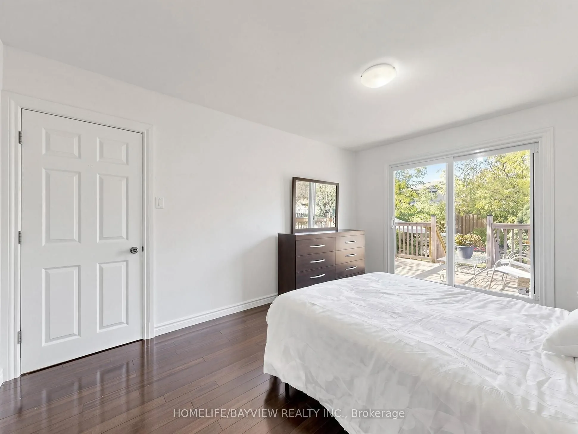 14 Crispin Crescent