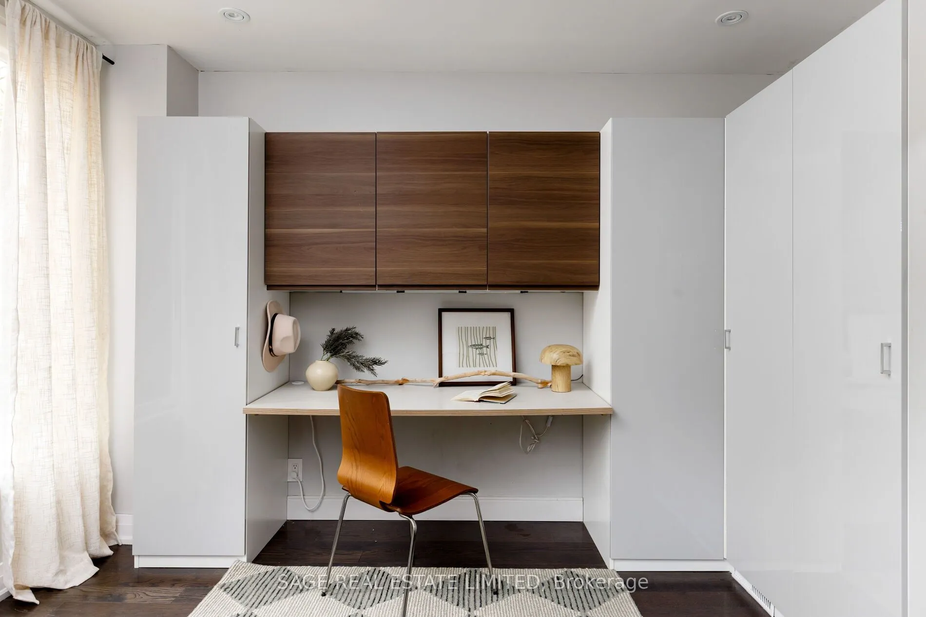 140 Bathurst Street #TH06