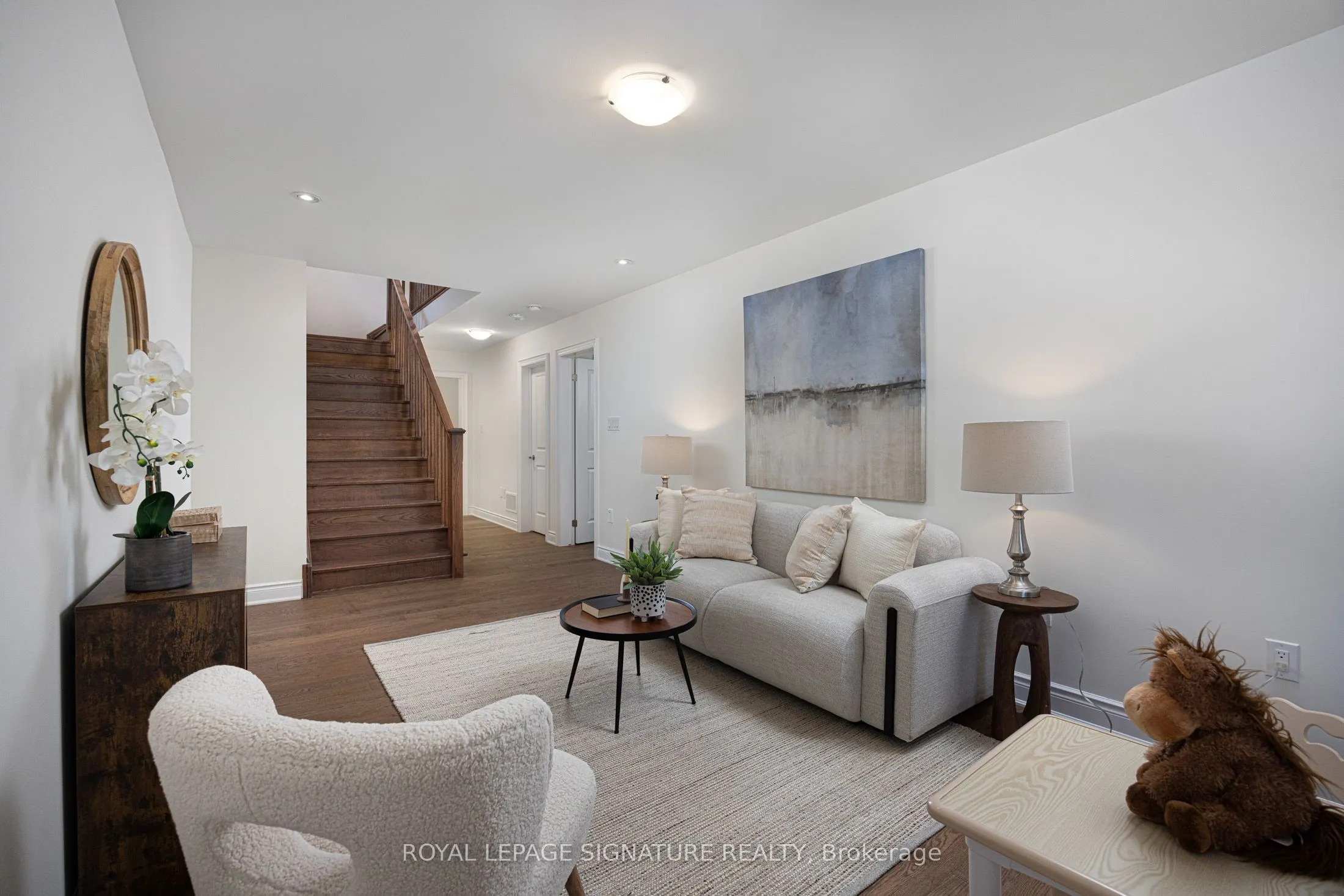 19 Hollyhock Court
